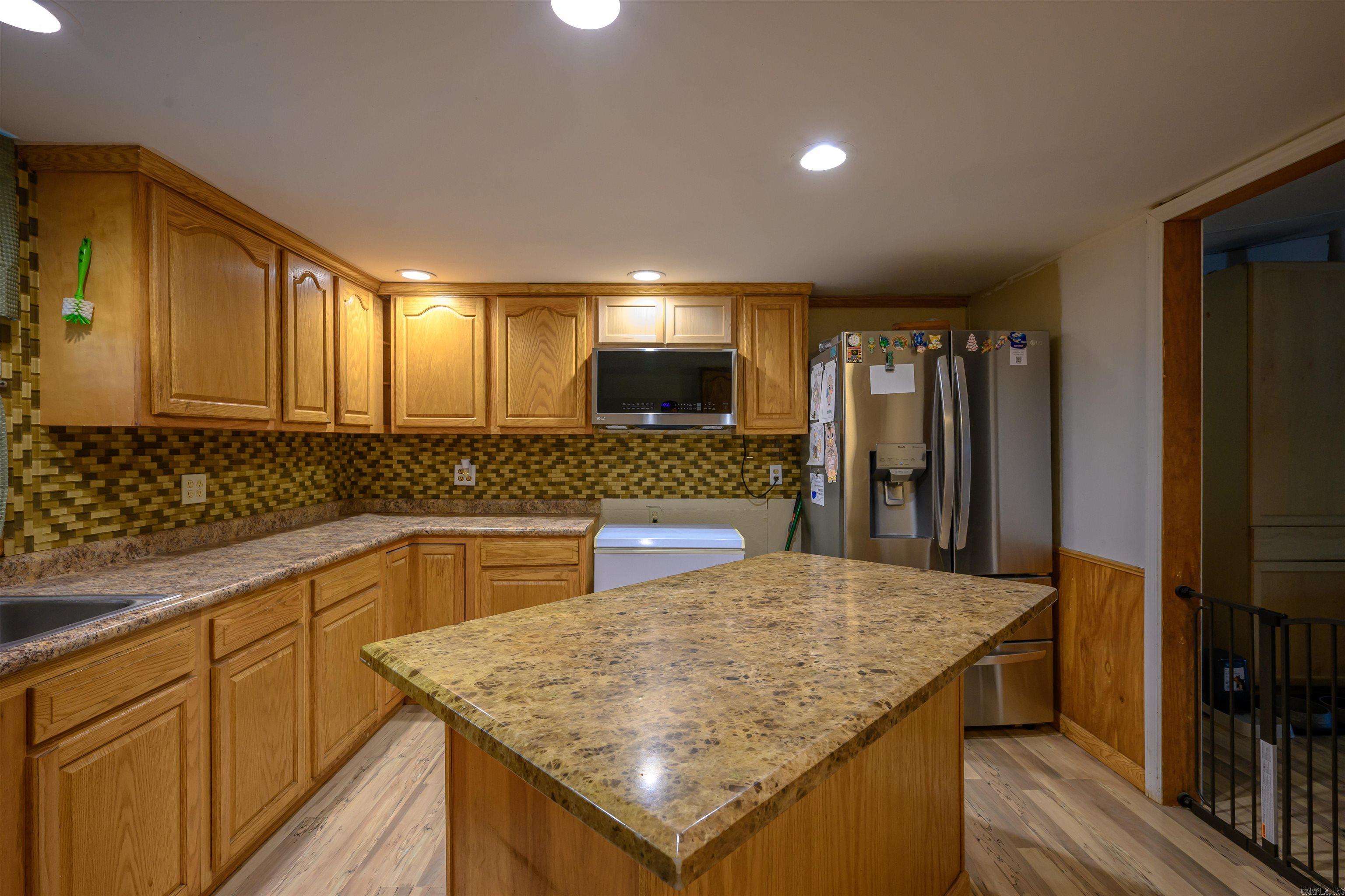 340 N Main  Mount Pleasant, AR