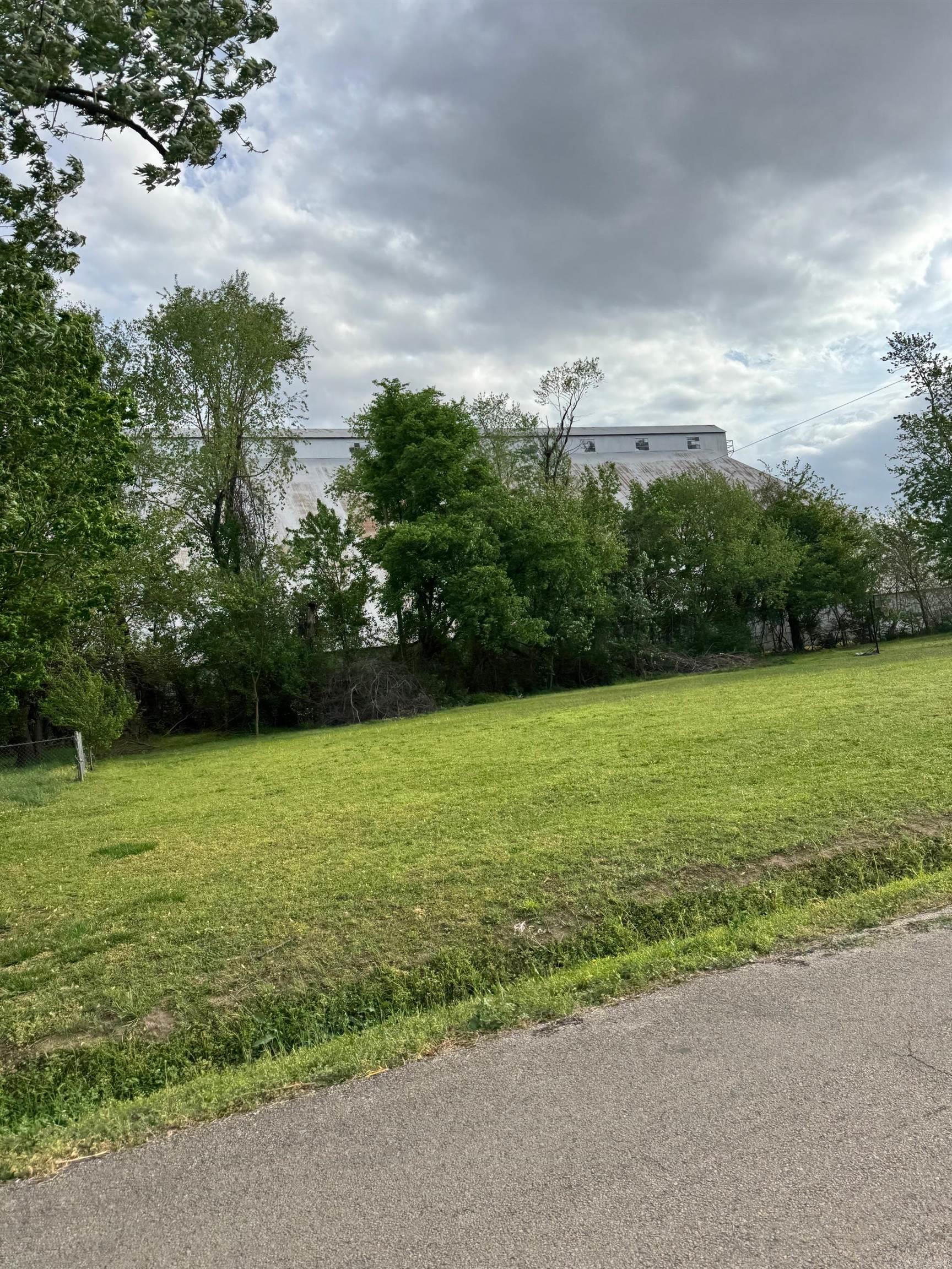 789 Bradley Lots 7, 8, and 9  Kennett, MO