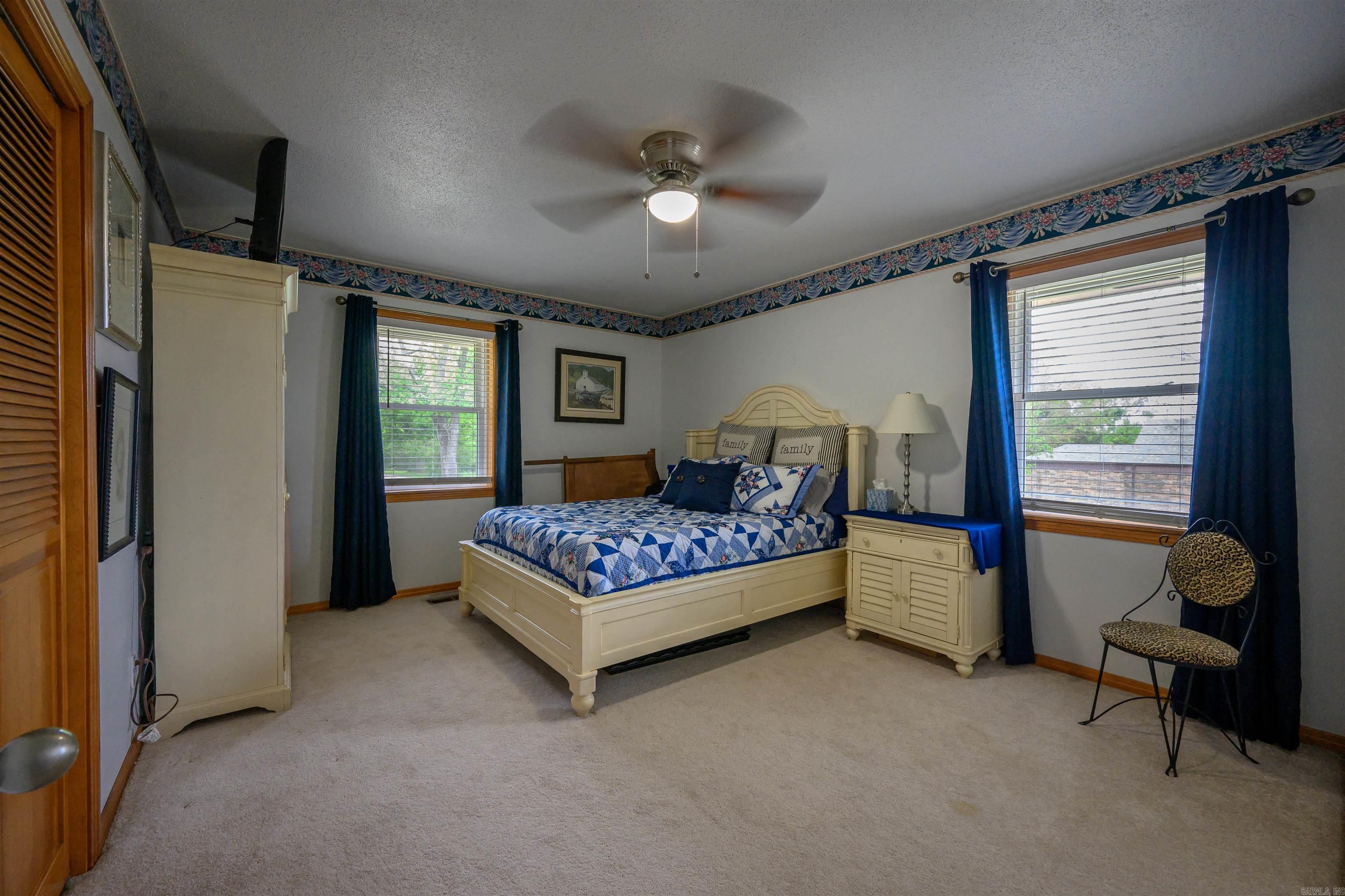 140 N Spring  Melbourne, AR