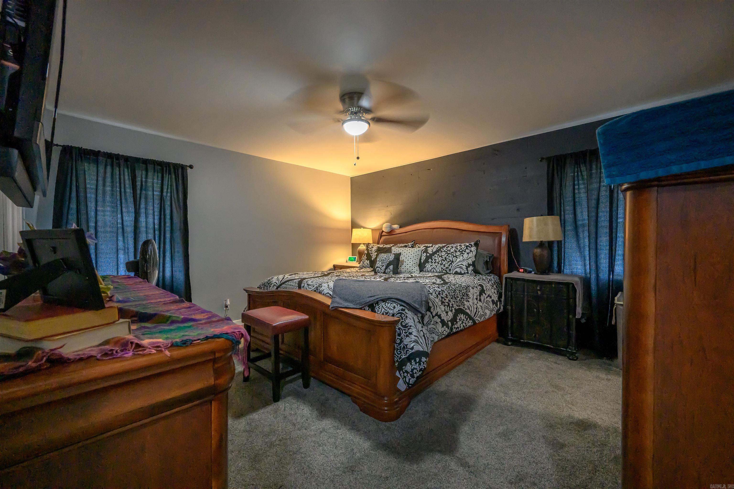 140 N Spring  Melbourne, AR