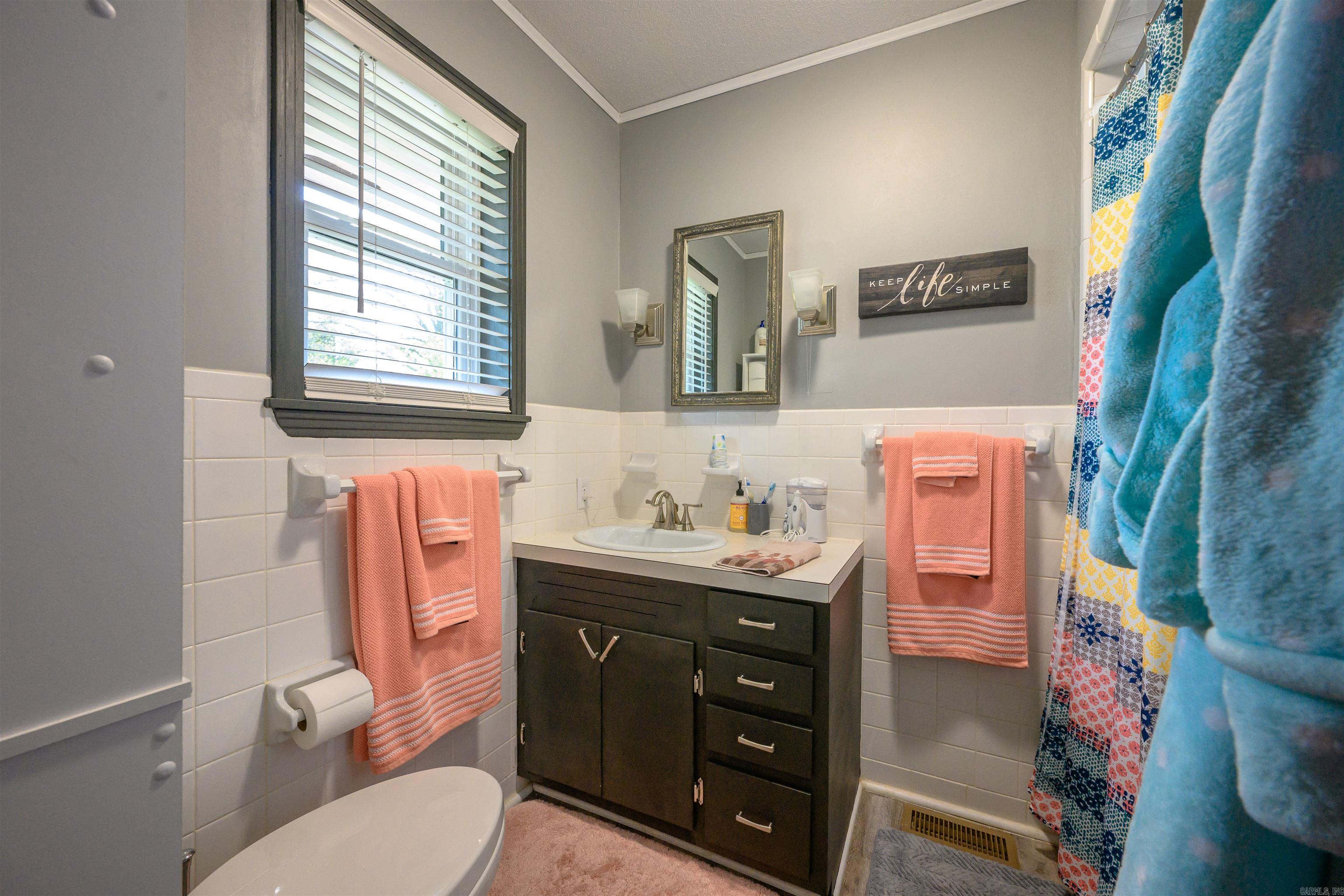 140 N Spring  Melbourne, AR