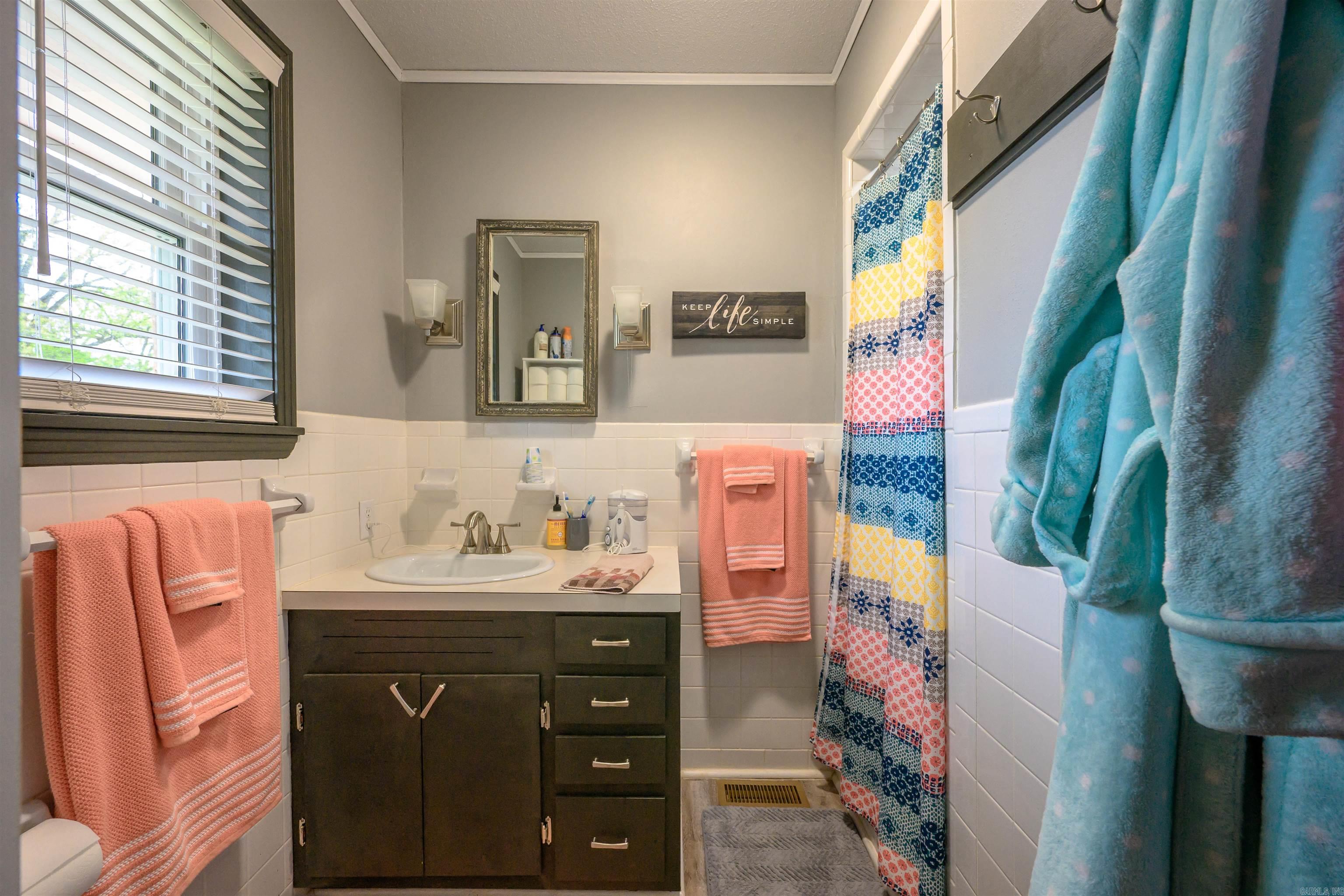 140 N Spring  Melbourne, AR