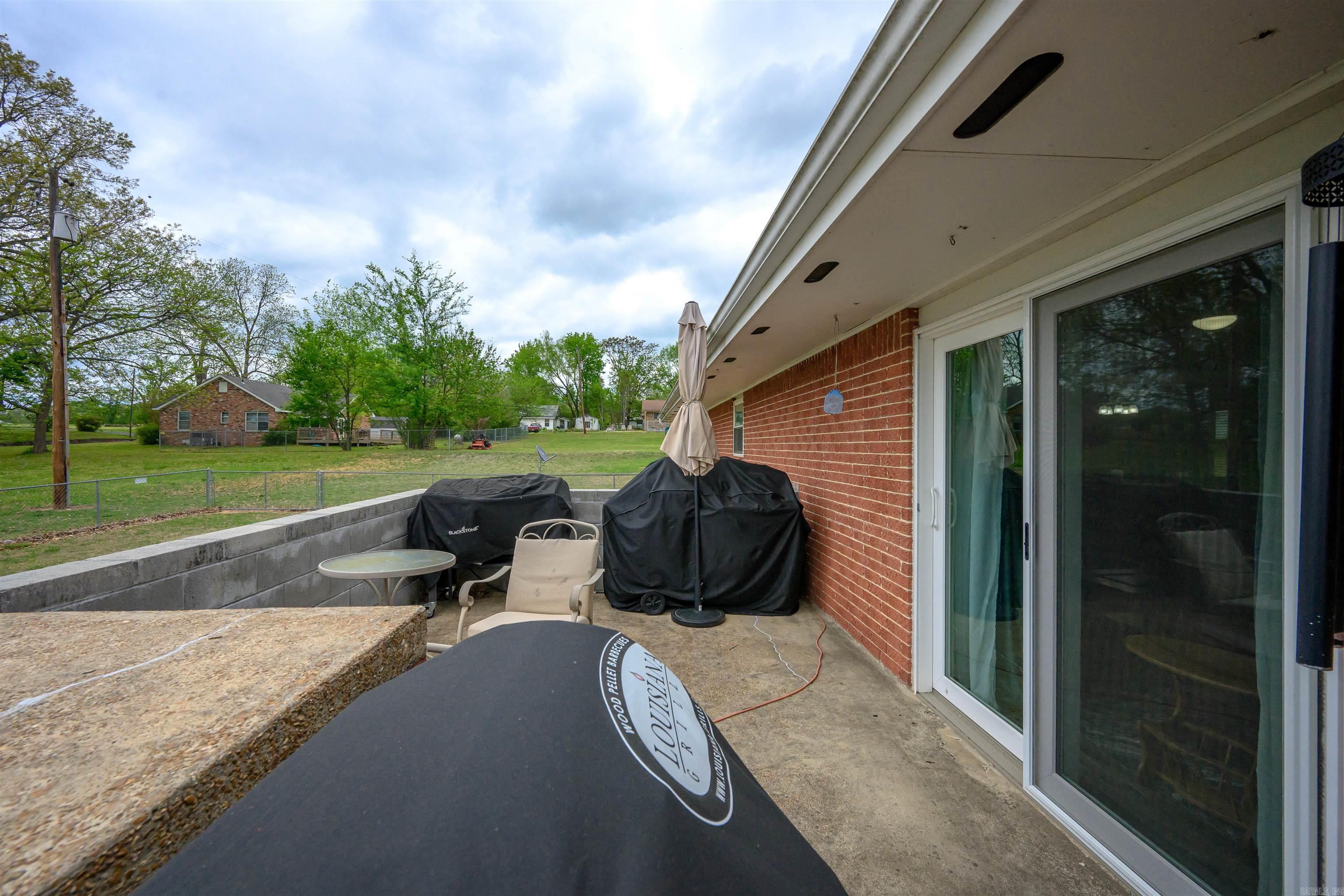 140 N Spring  Melbourne, AR