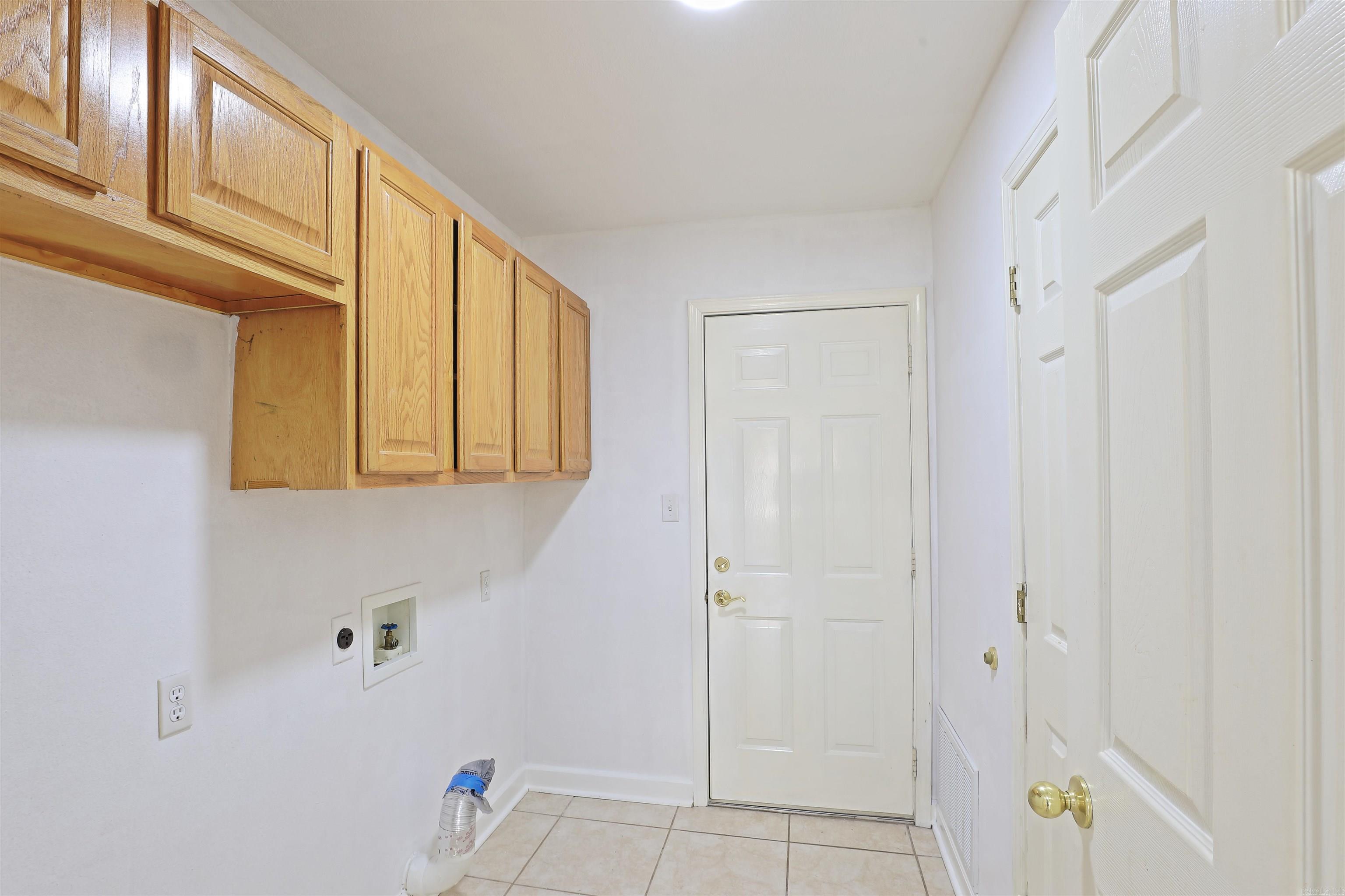 702 Honeysuckle Hills Court  Redfield, AR