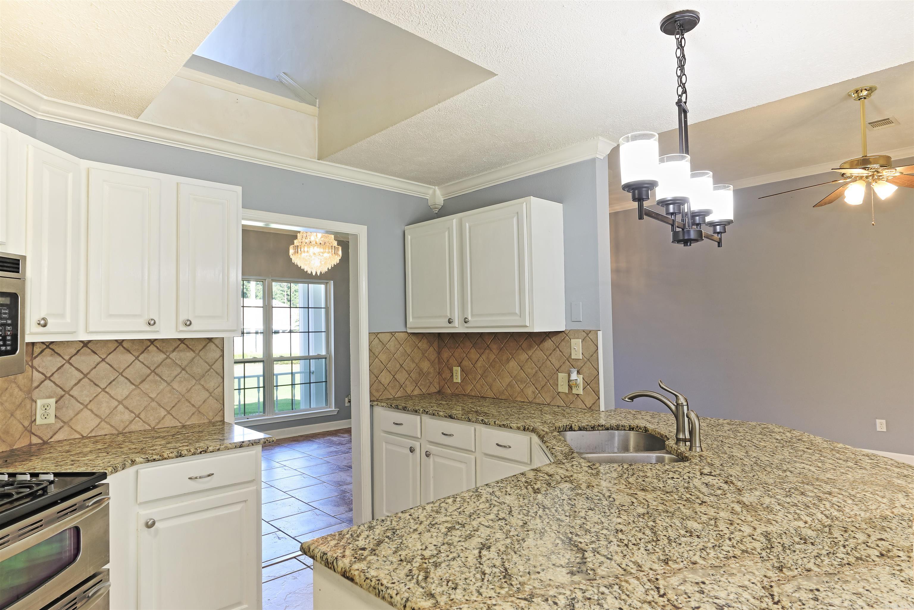 702 Honeysuckle Hills Court  Redfield, AR