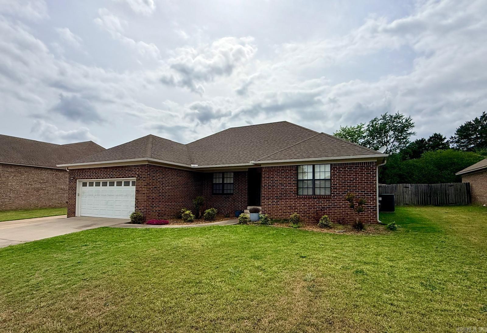 1407 Sydney  Searcy, AR