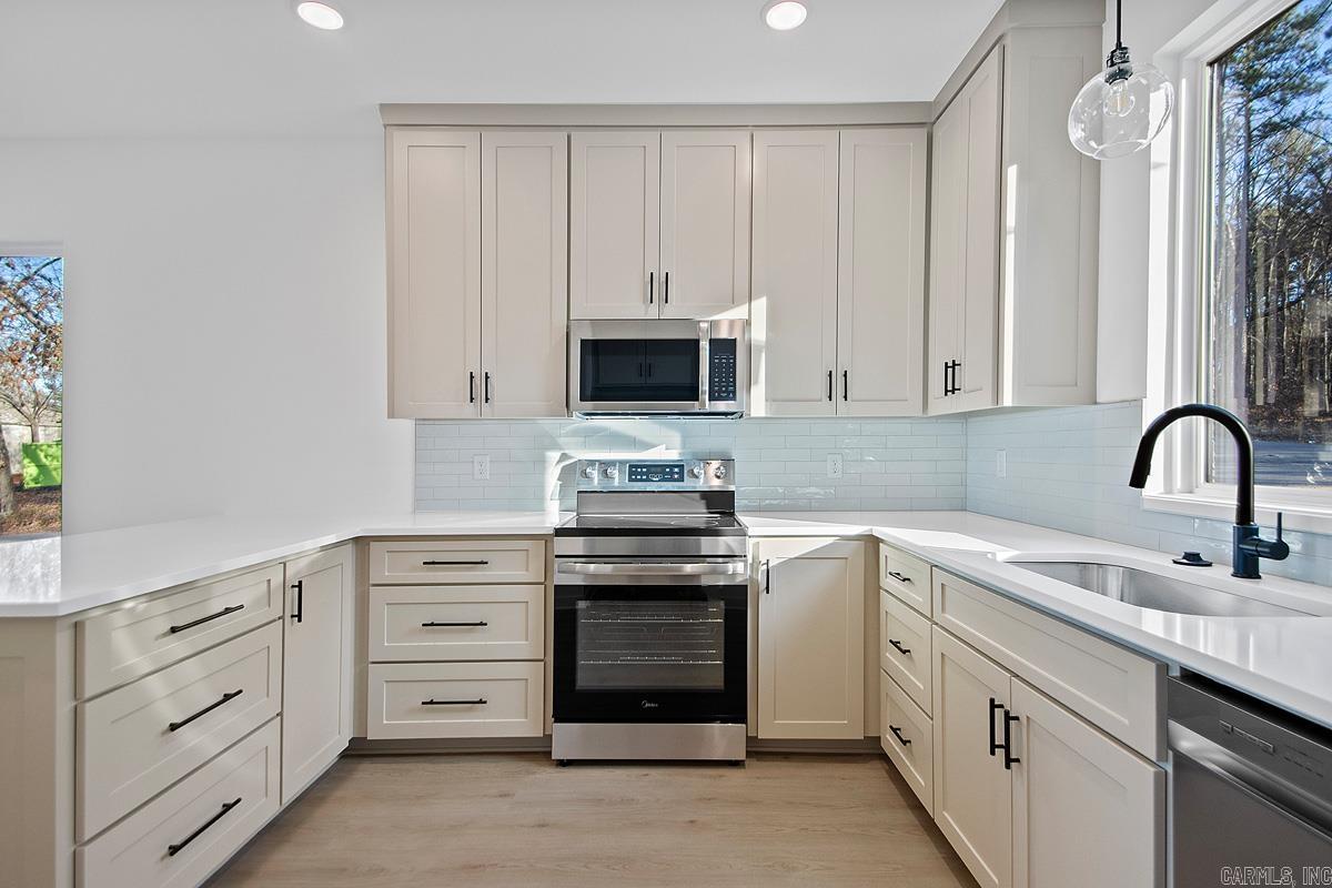 2100 Junior Deputy  Little Rock, AR