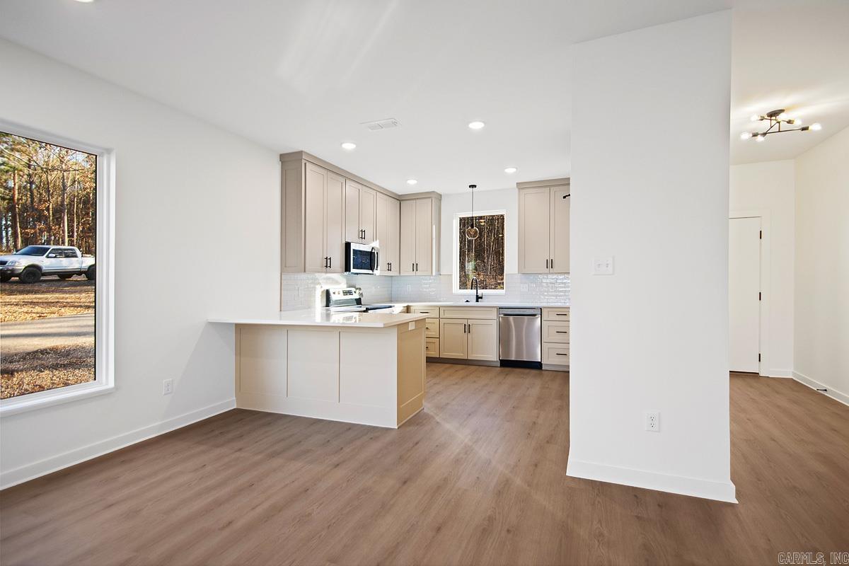 2100 Junior Deputy  Little Rock, AR