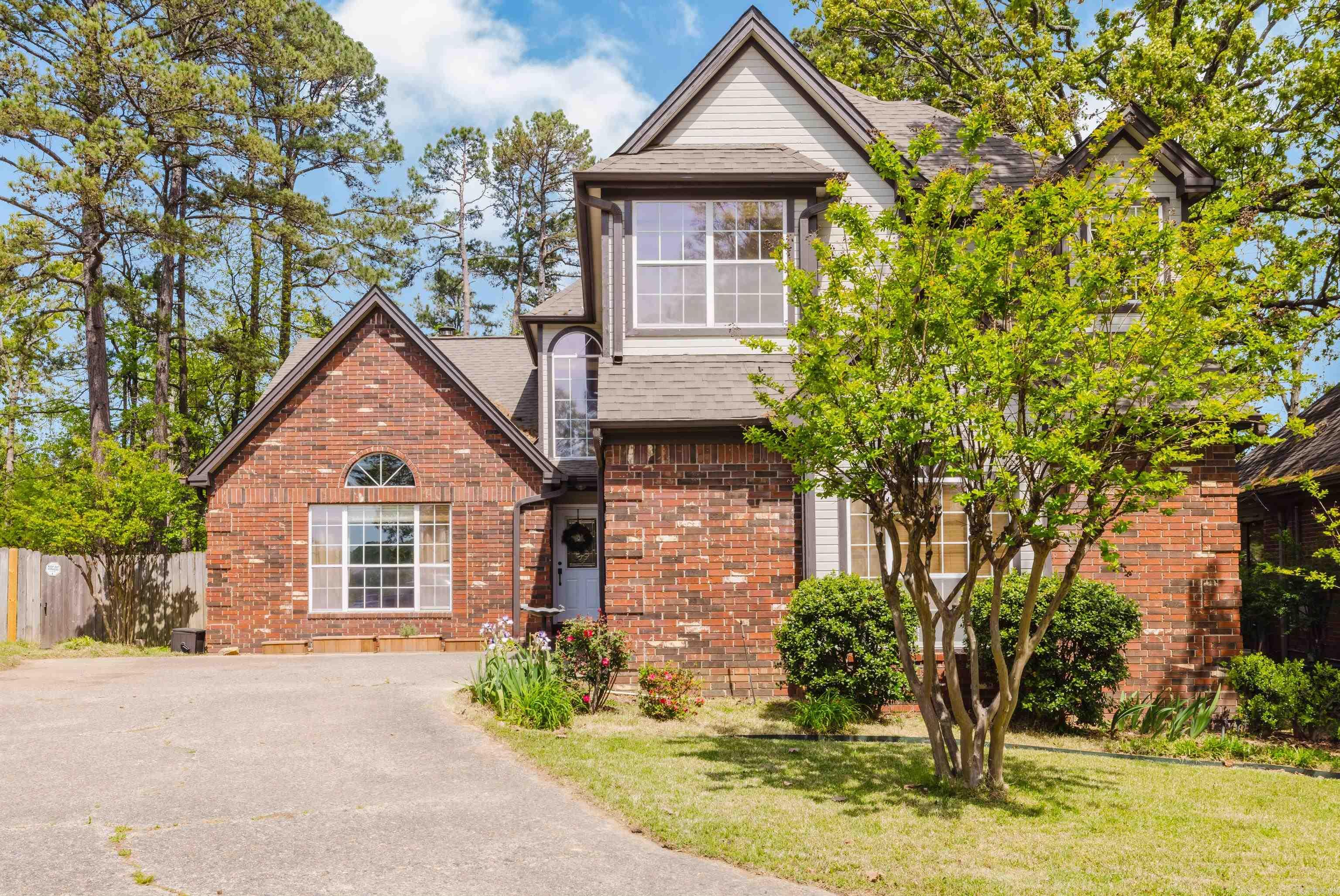 1825 Rainwood Cove Dr  Little Rock, AR