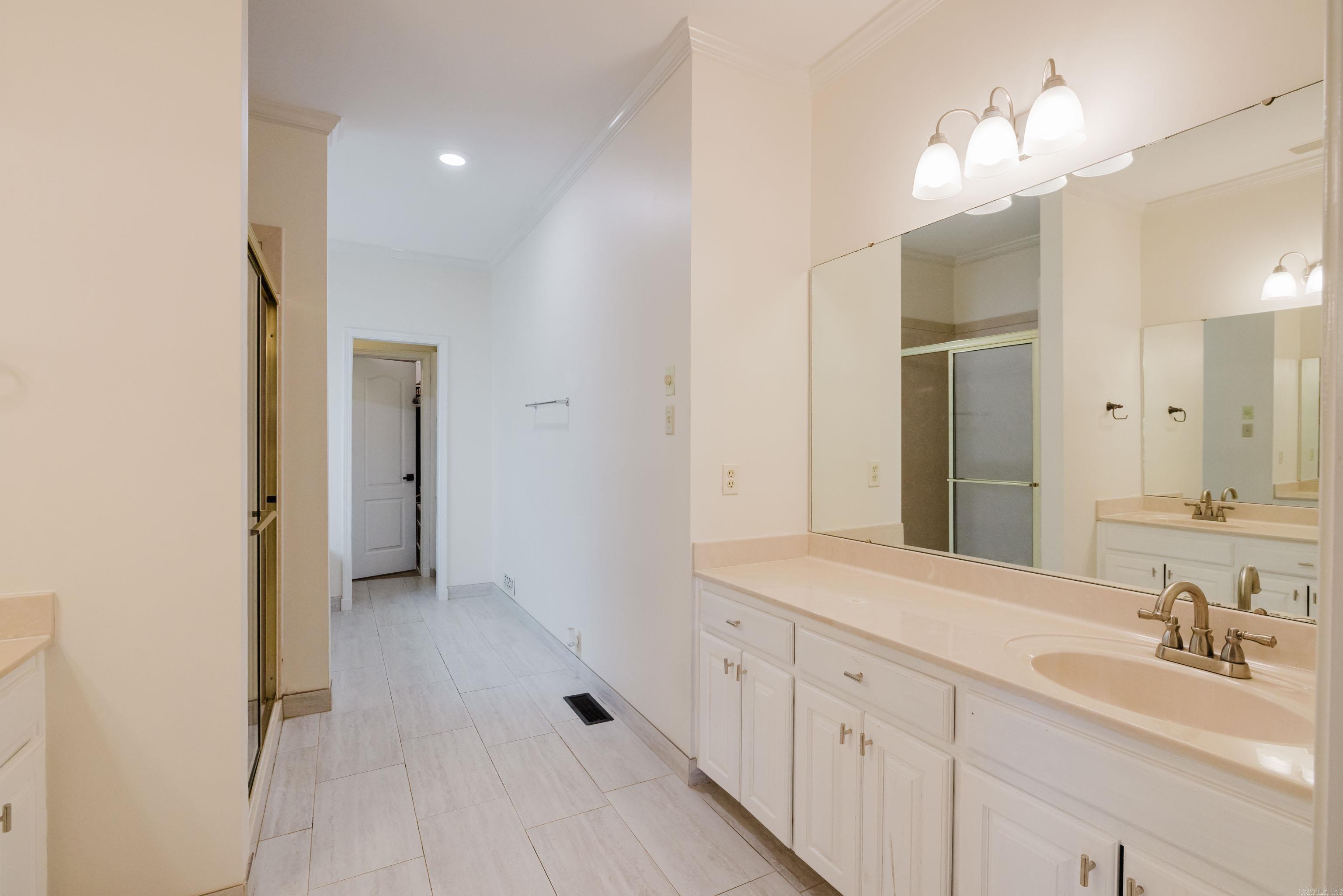 1825 Rainwood Cove Dr  Little Rock, AR