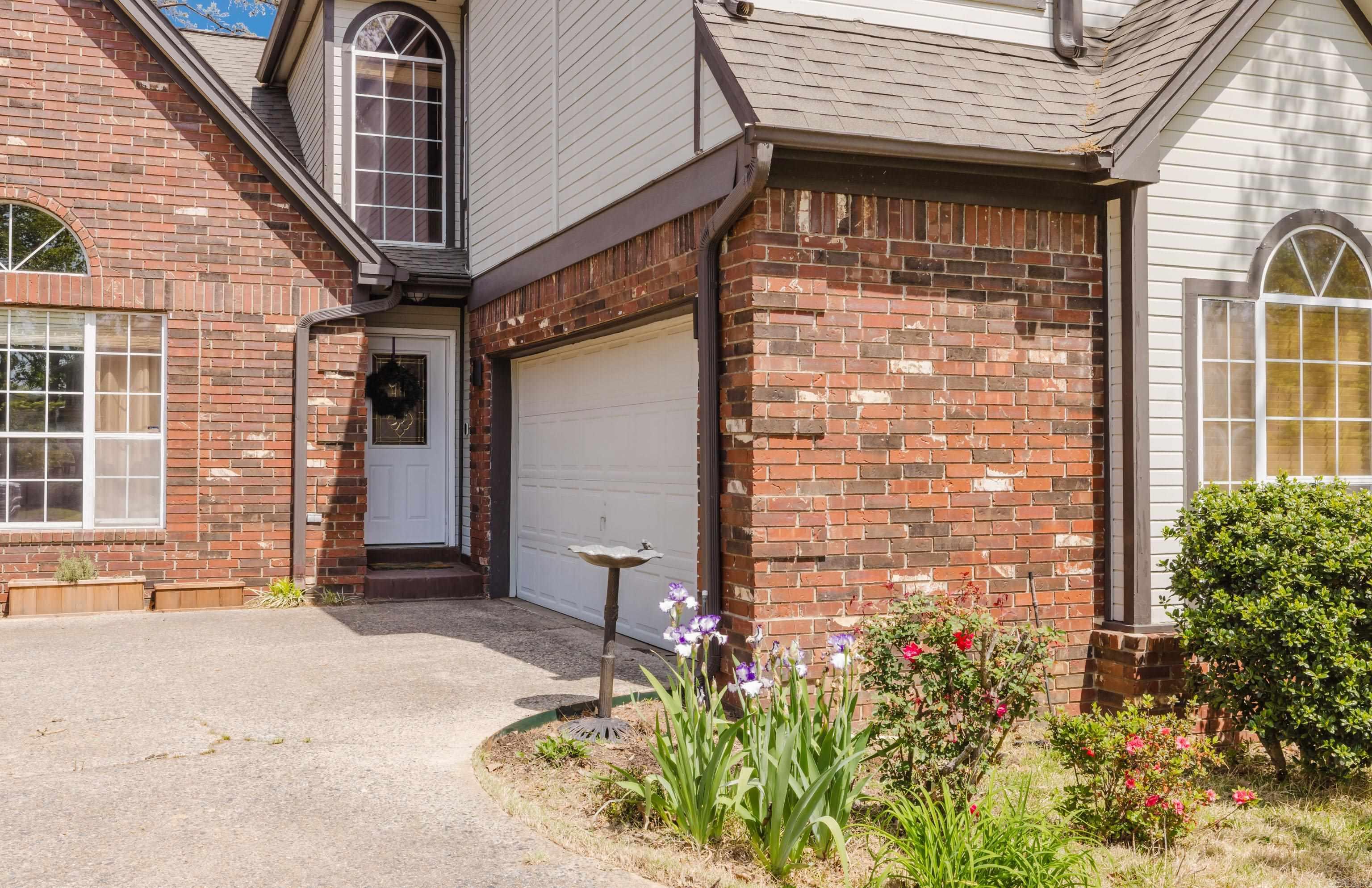 1825 Rainwood Cove Dr  Little Rock, AR