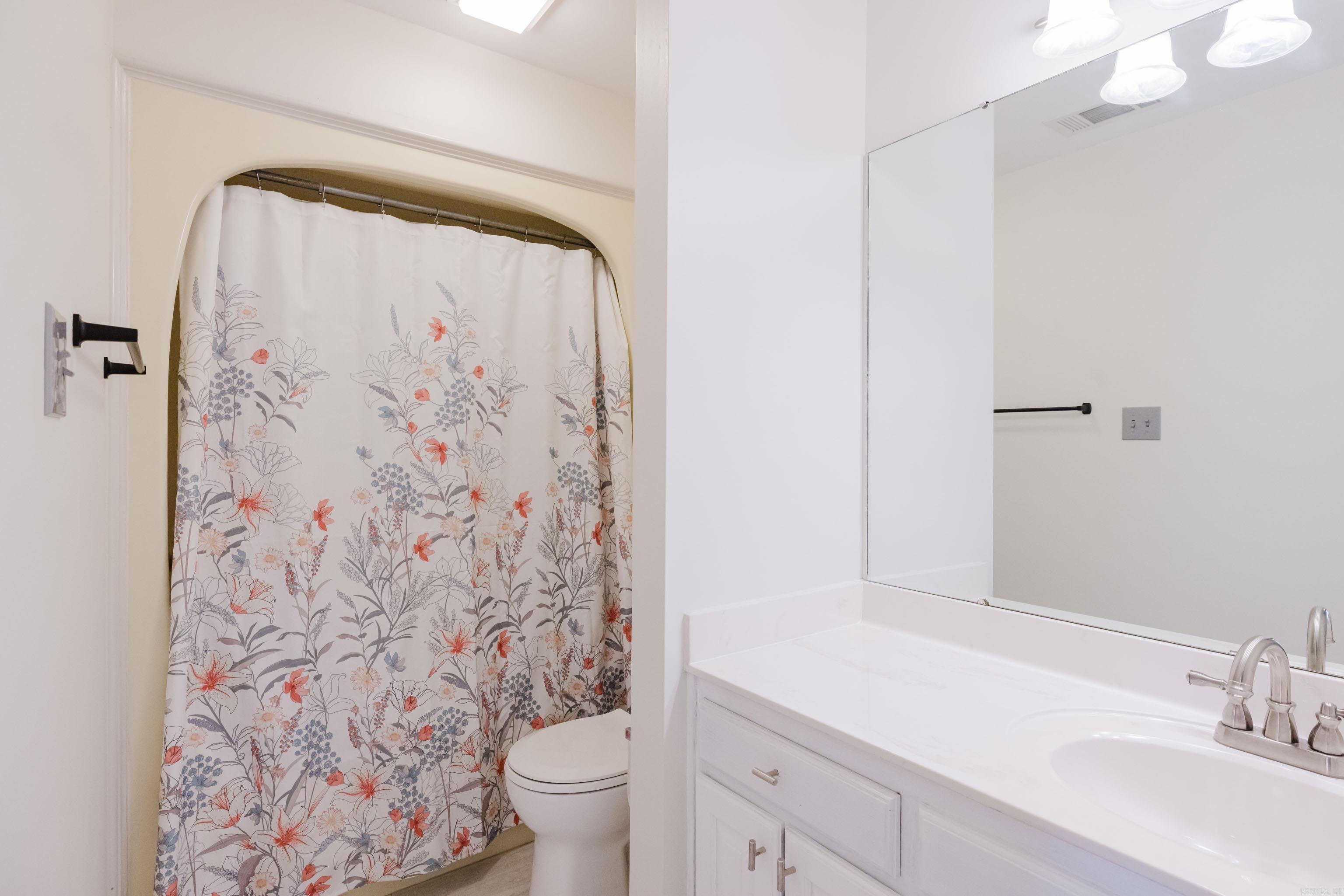 1825 Rainwood Cove Dr  Little Rock, AR