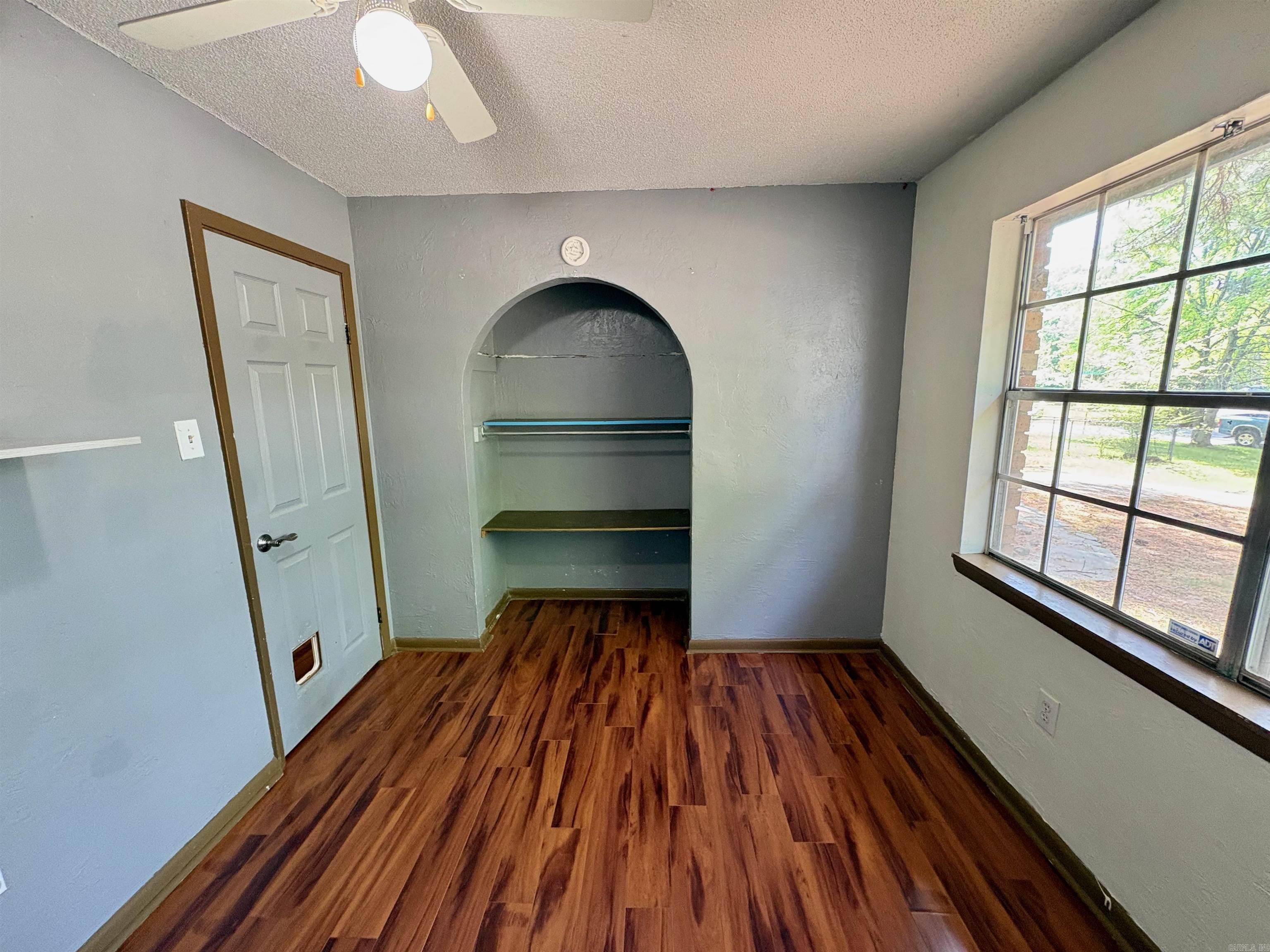 2304 Broadview  Conway, AR