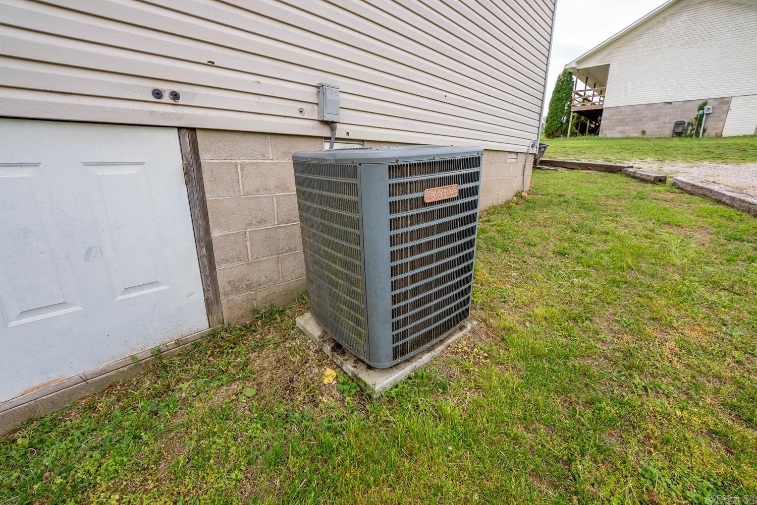 414 Carpenter Road  Thayer, MO