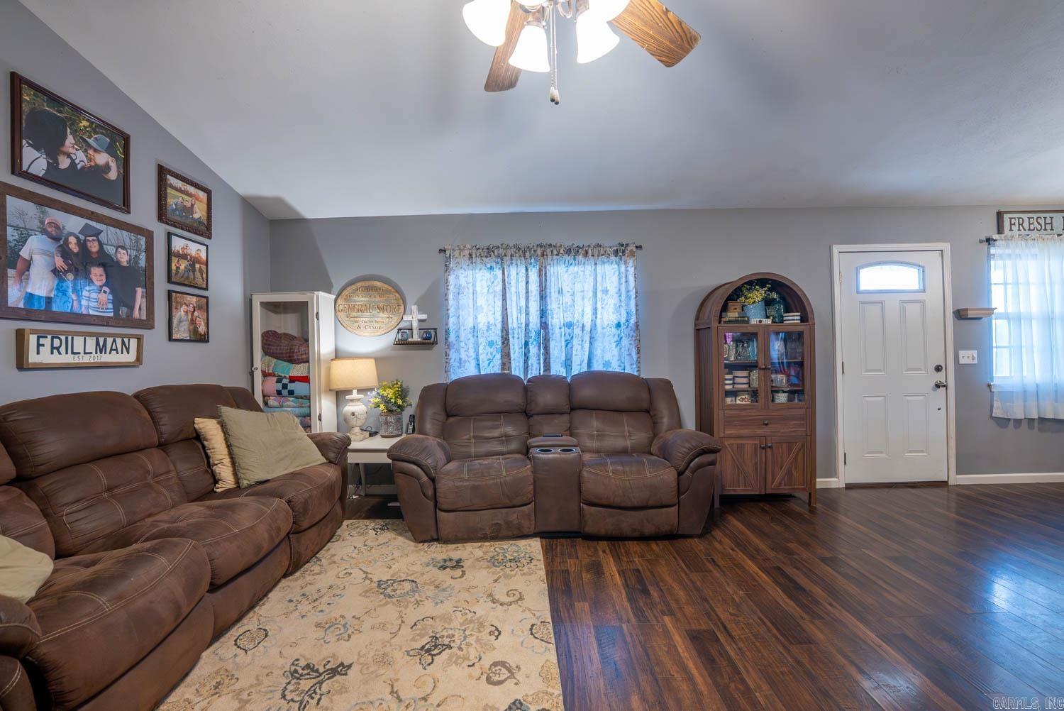 414 Carpenter Road  Thayer, MO