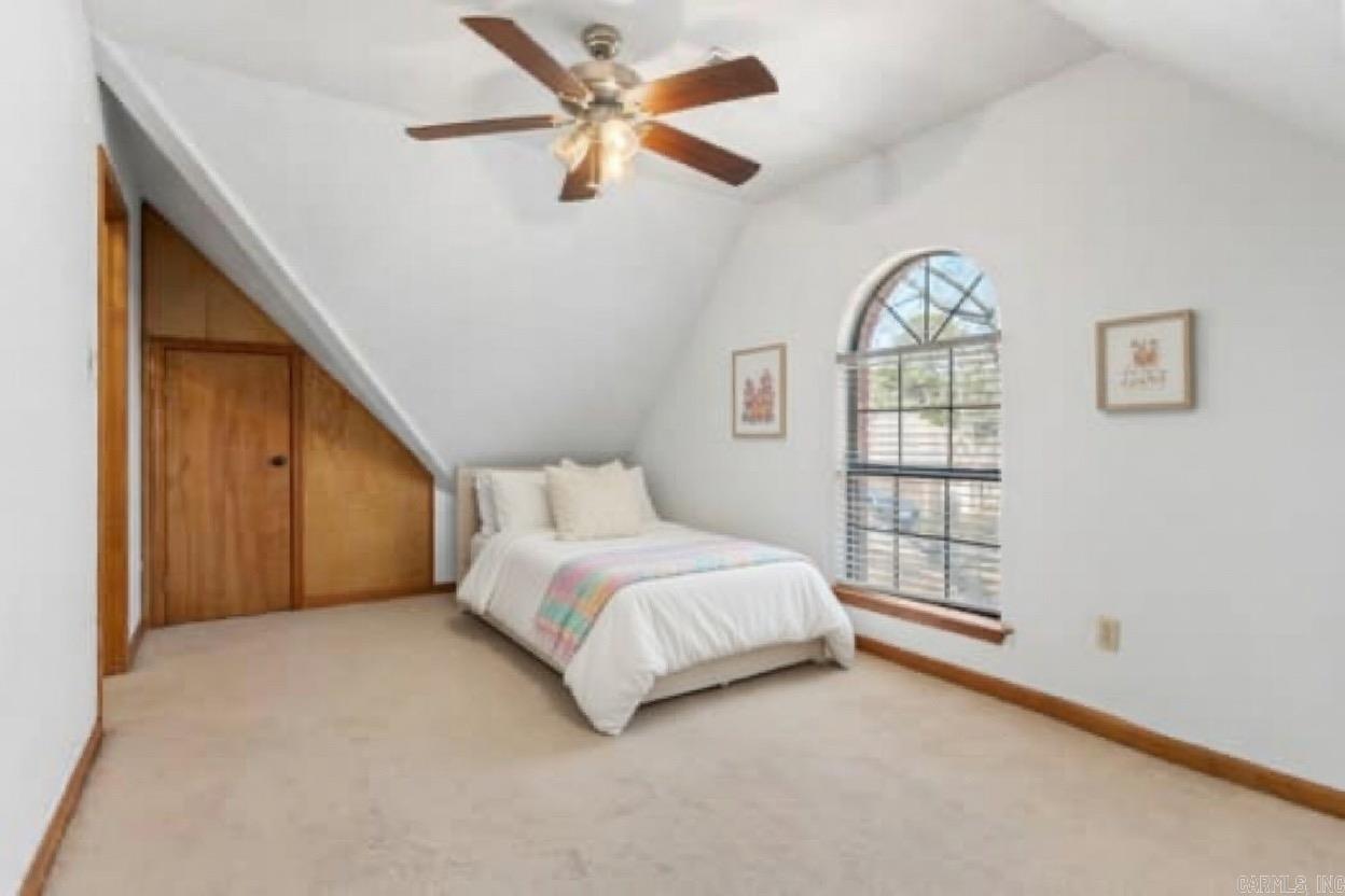 8 Edgewater  Maumelle, AR