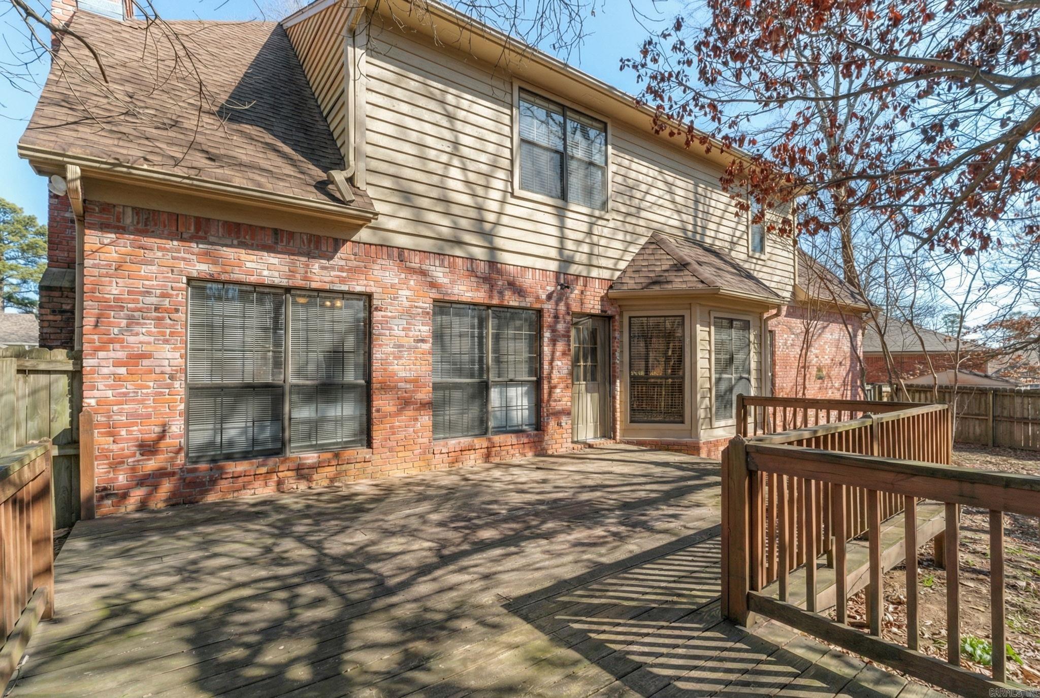 8 Edgewater  Maumelle, AR