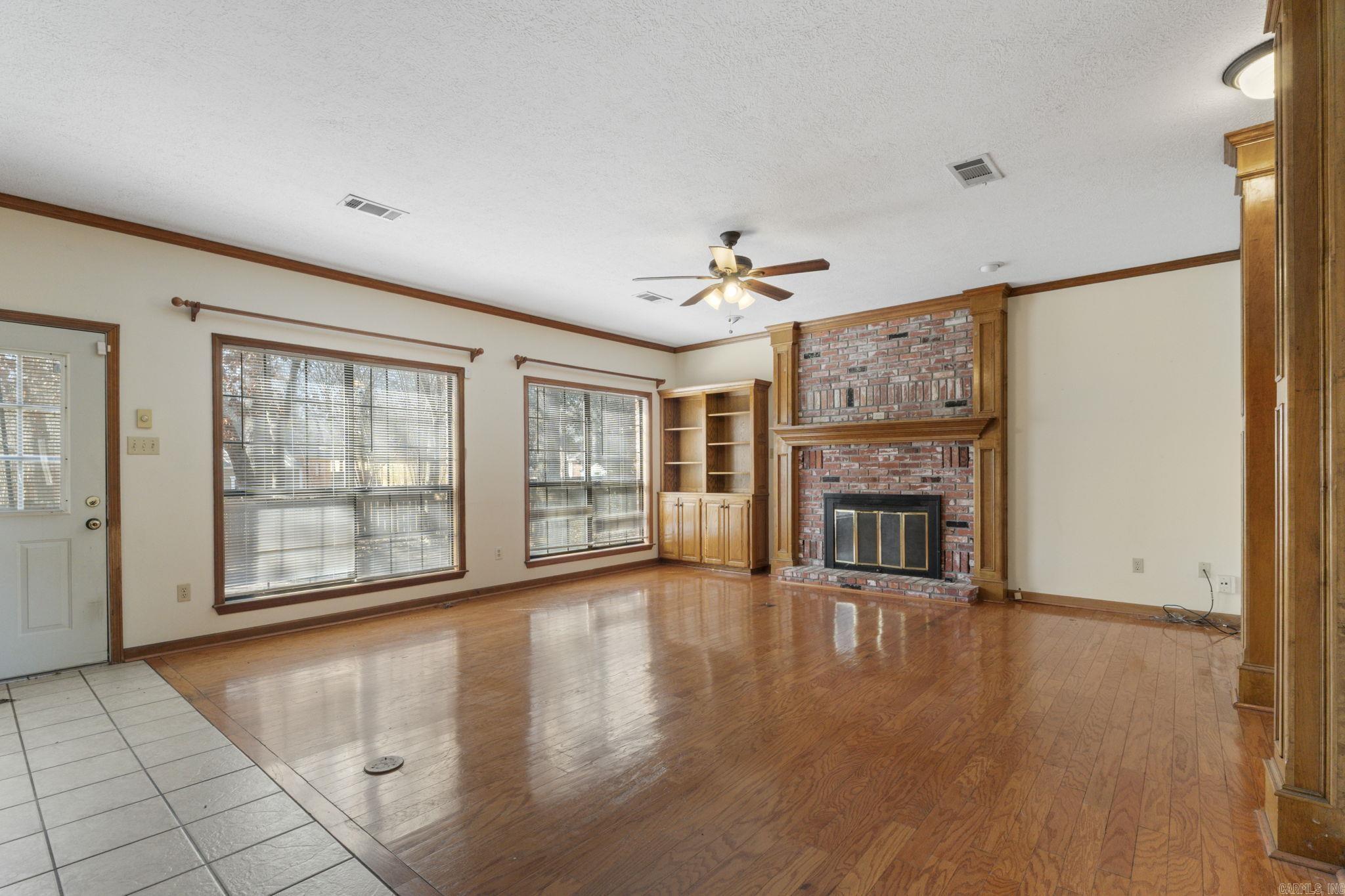 8 Edgewater  Maumelle, AR