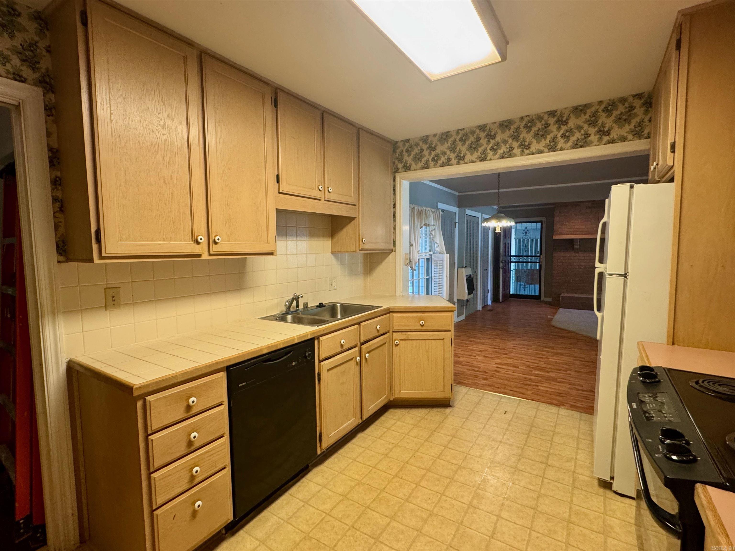 1237 Vine  Jonesboro, AR