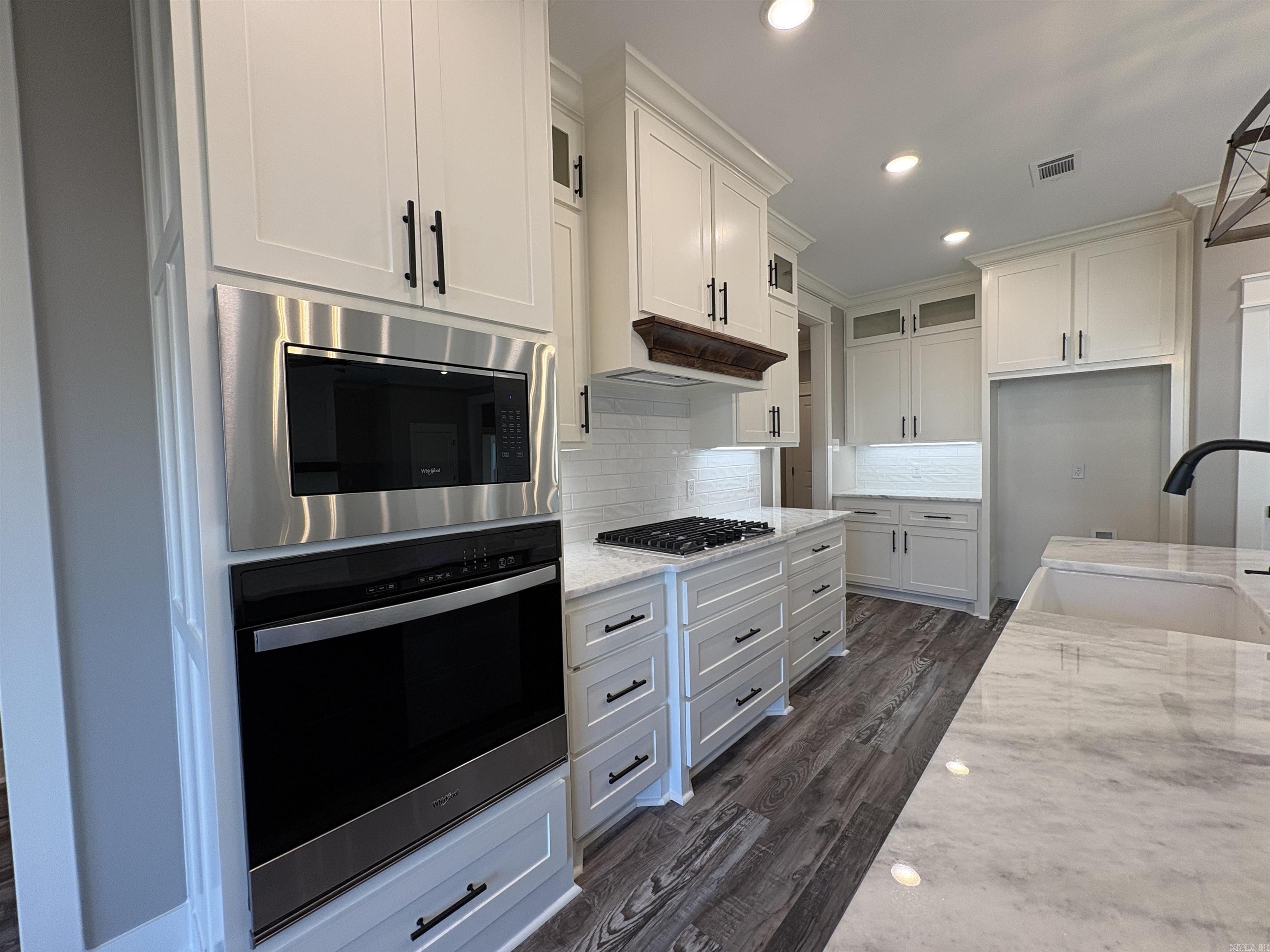 1850 Pecan Creek  Conway, AR