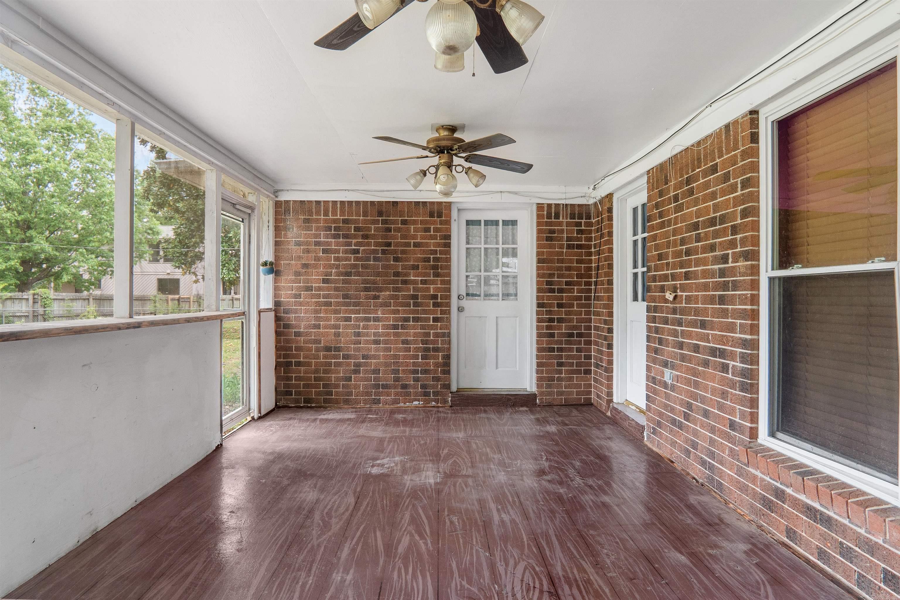 1106 Silver Creek  Sherwood, AR