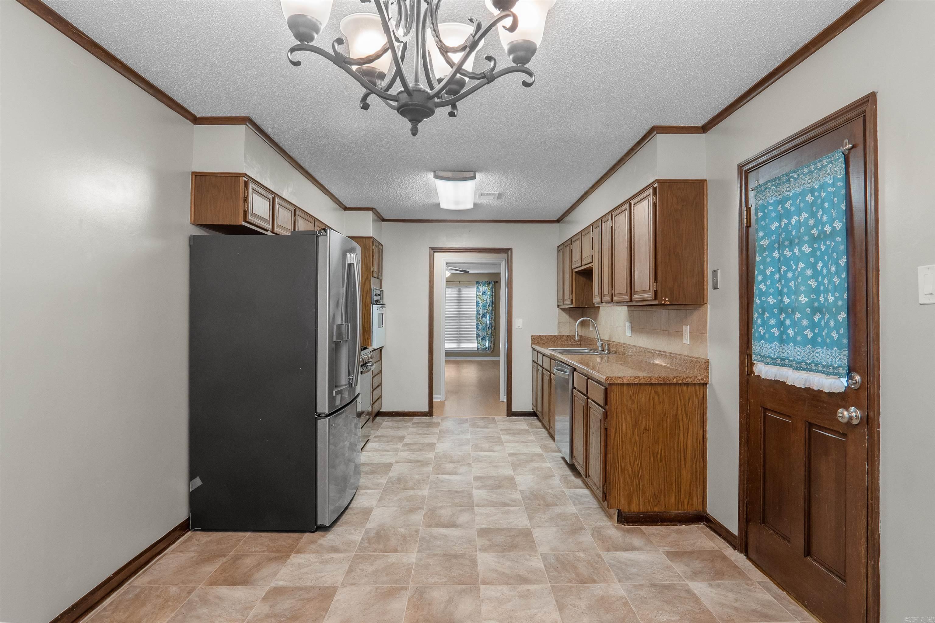 1106 Silver Creek  Sherwood, AR