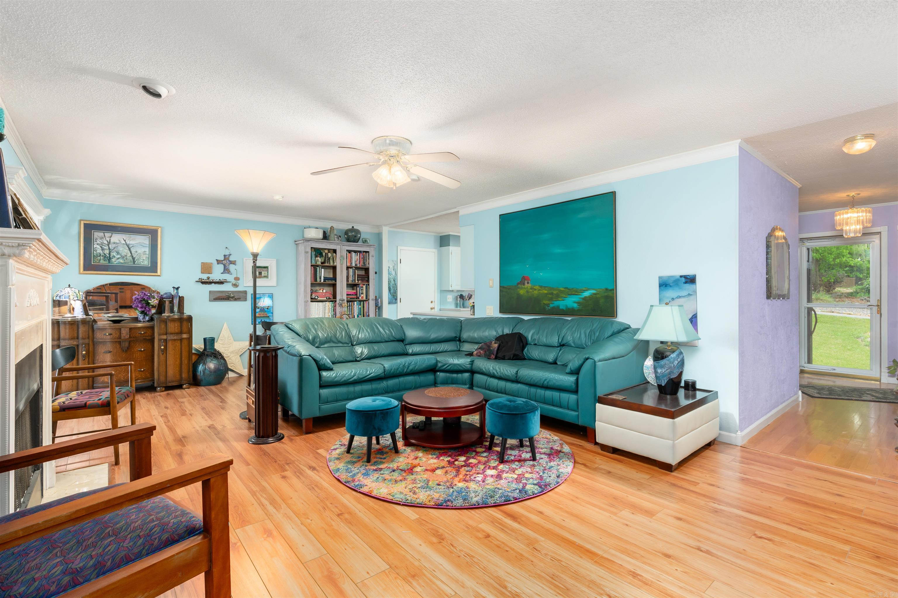 6 Badalona  Hot Springs Village, AR