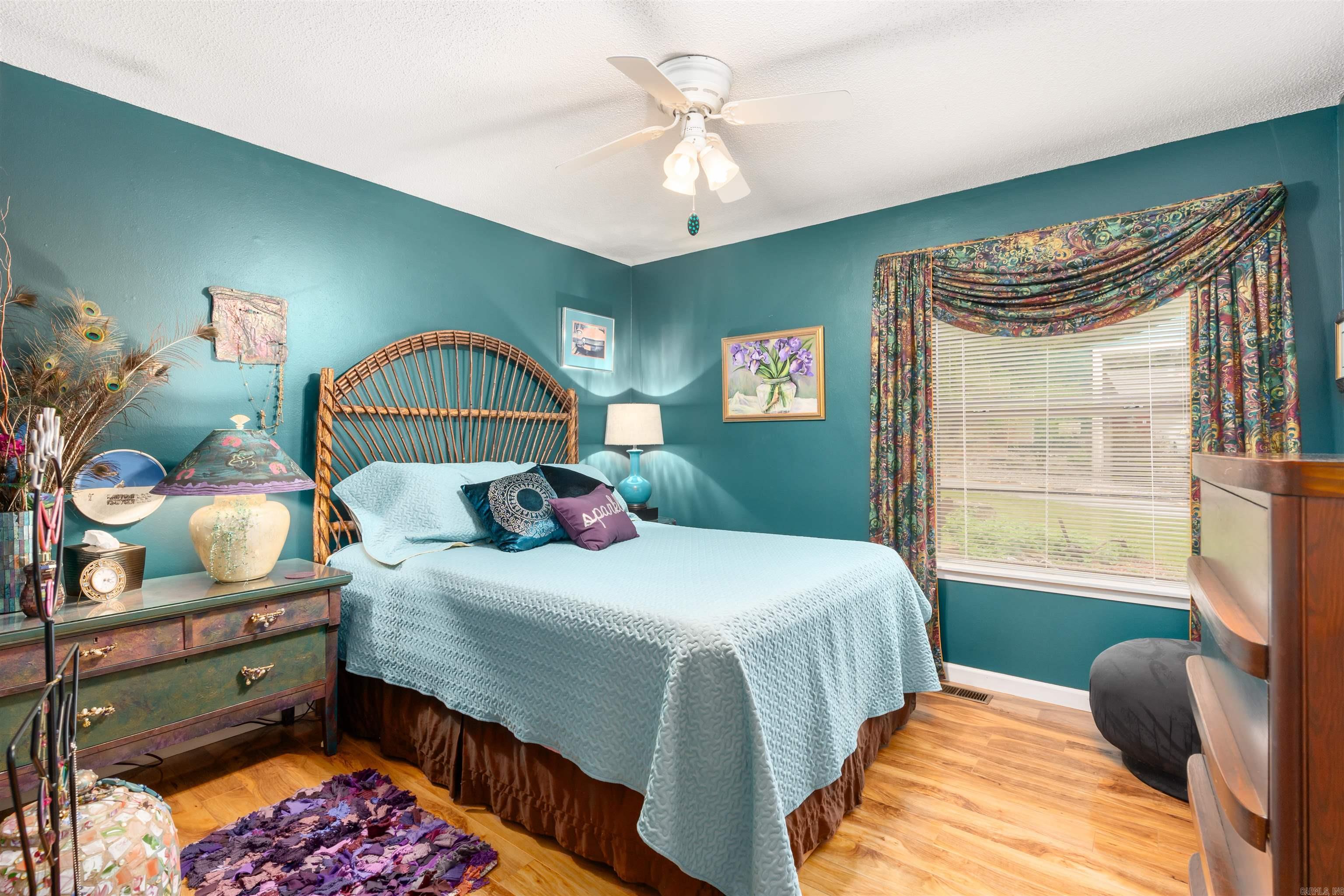 6 Badalona  Hot Springs Village, AR