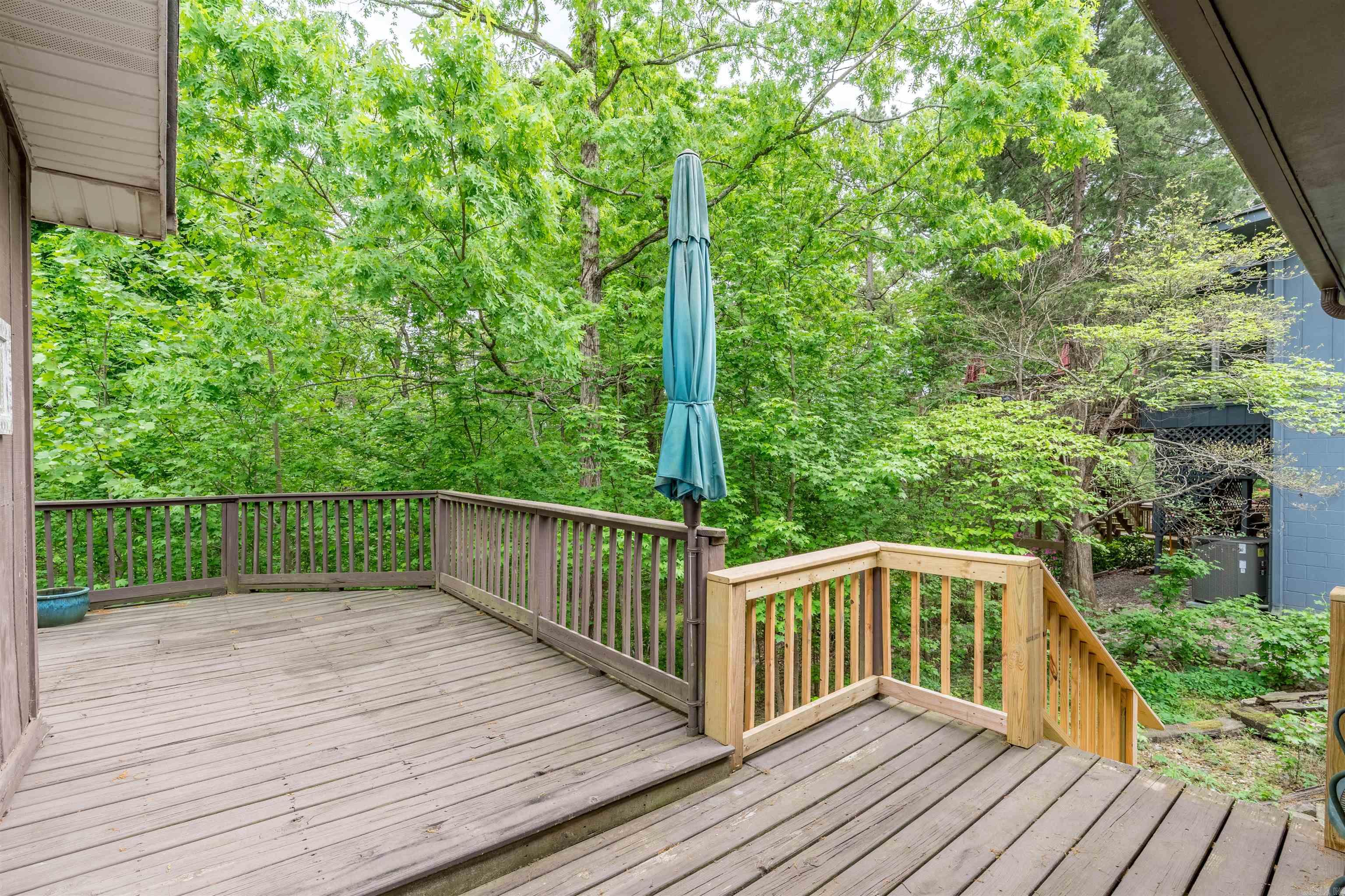 6 Badalona  Hot Springs Village, AR