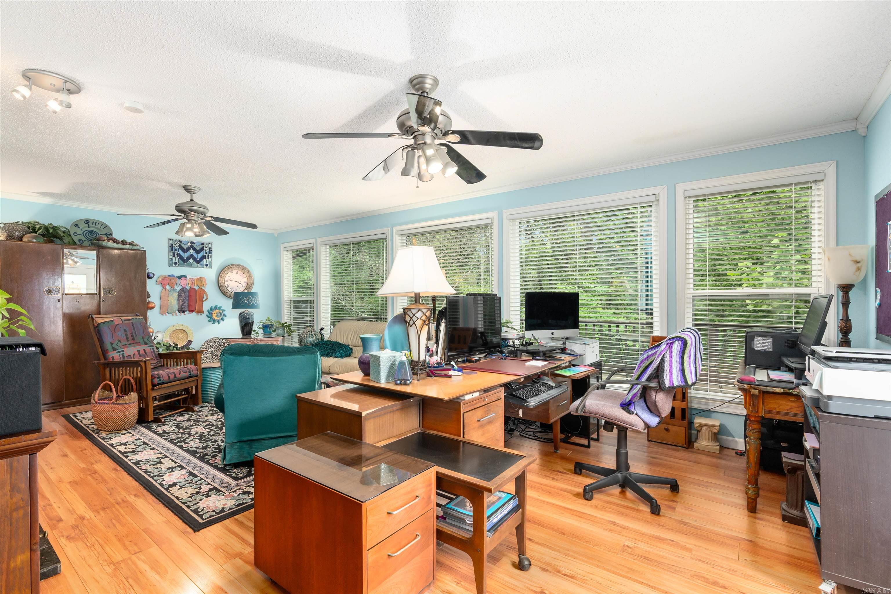 6 Badalona  Hot Springs Village, AR