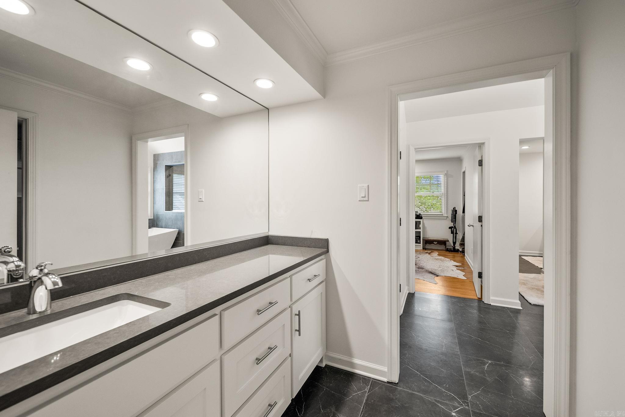 23 Saint Thomas Court  Little Rock, AR