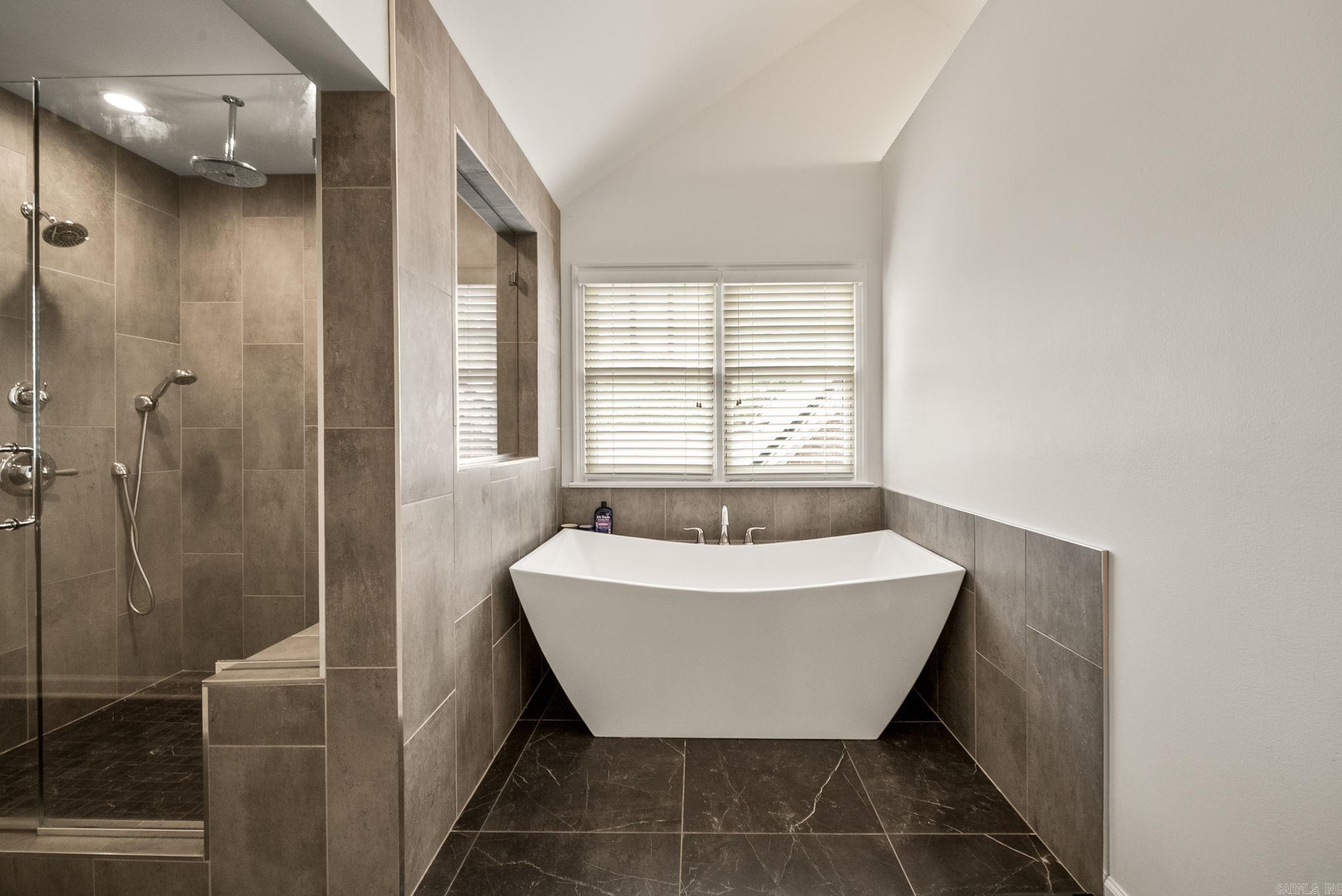 23 Saint Thomas Court  Little Rock, AR