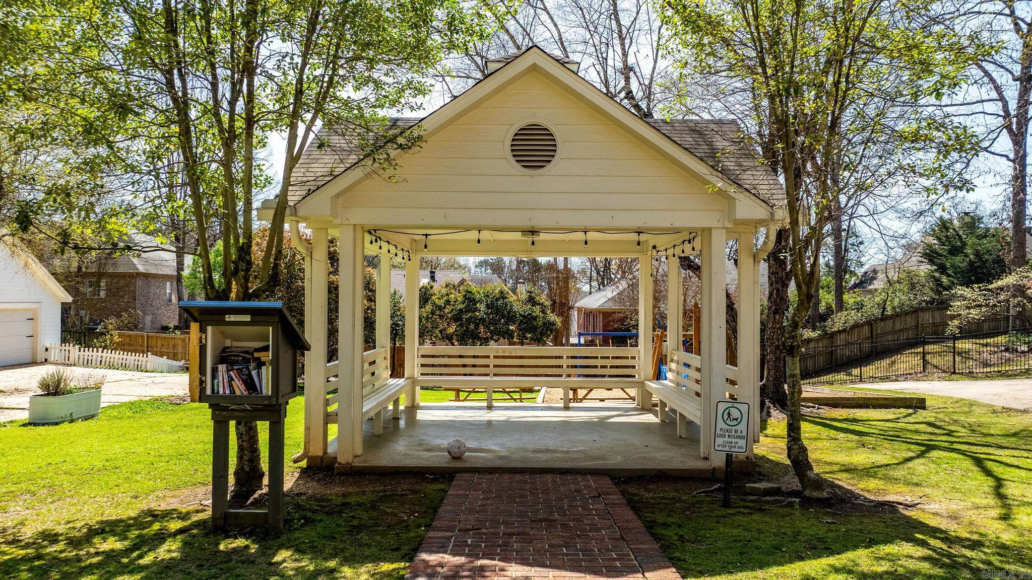 23 Saint Thomas Court  Little Rock, AR