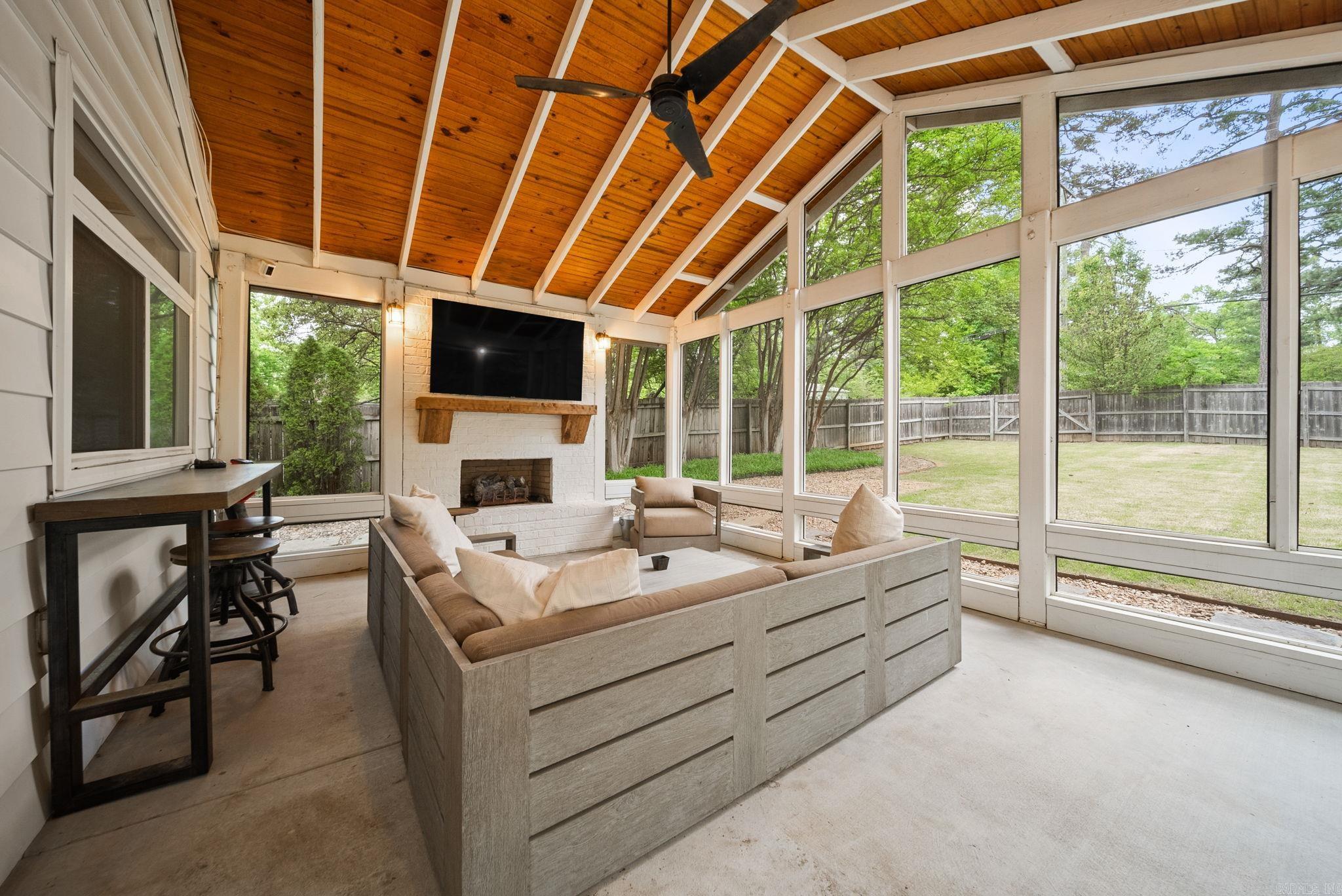 2523 Durwood  Little Rock, AR