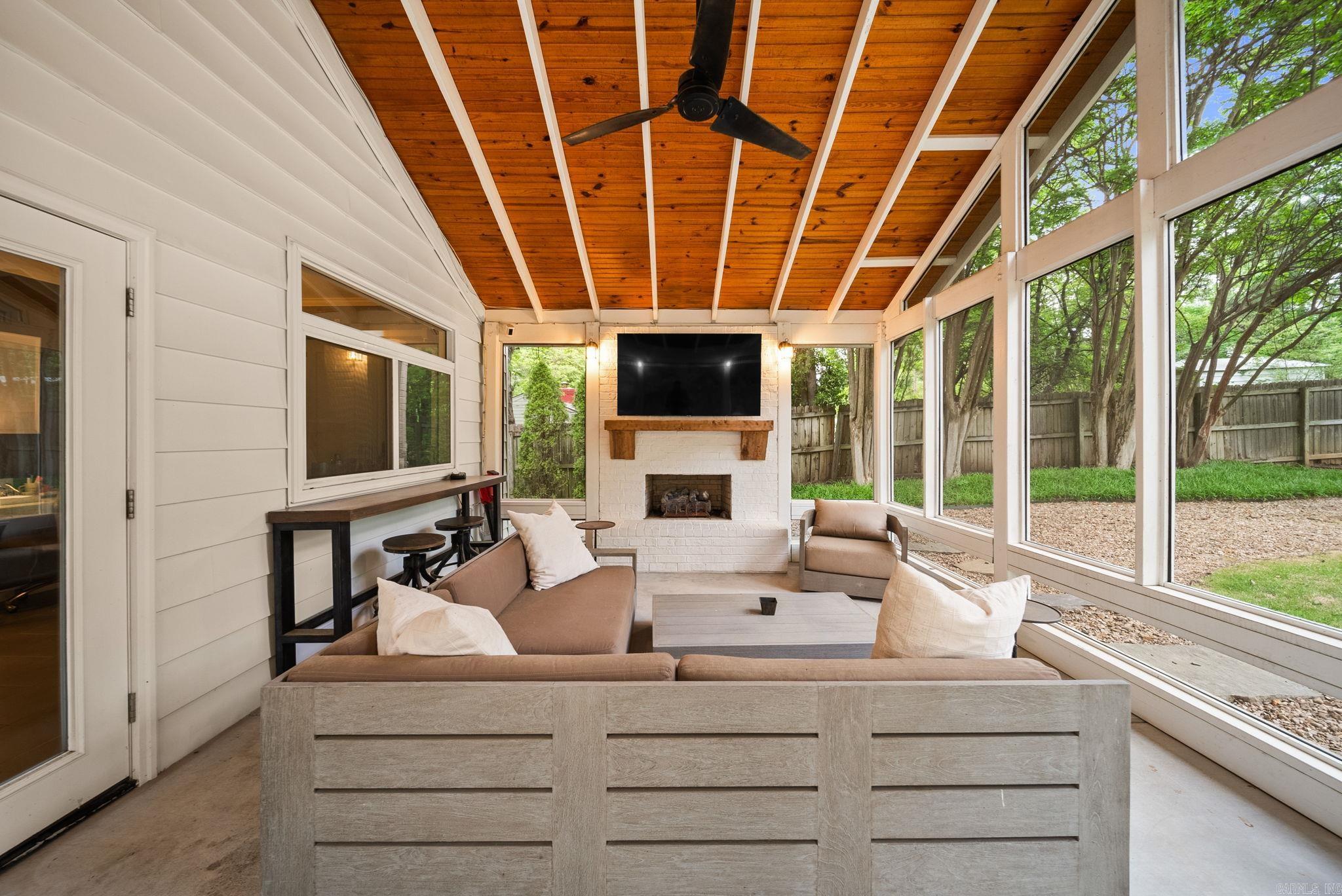 2523 Durwood  Little Rock, AR