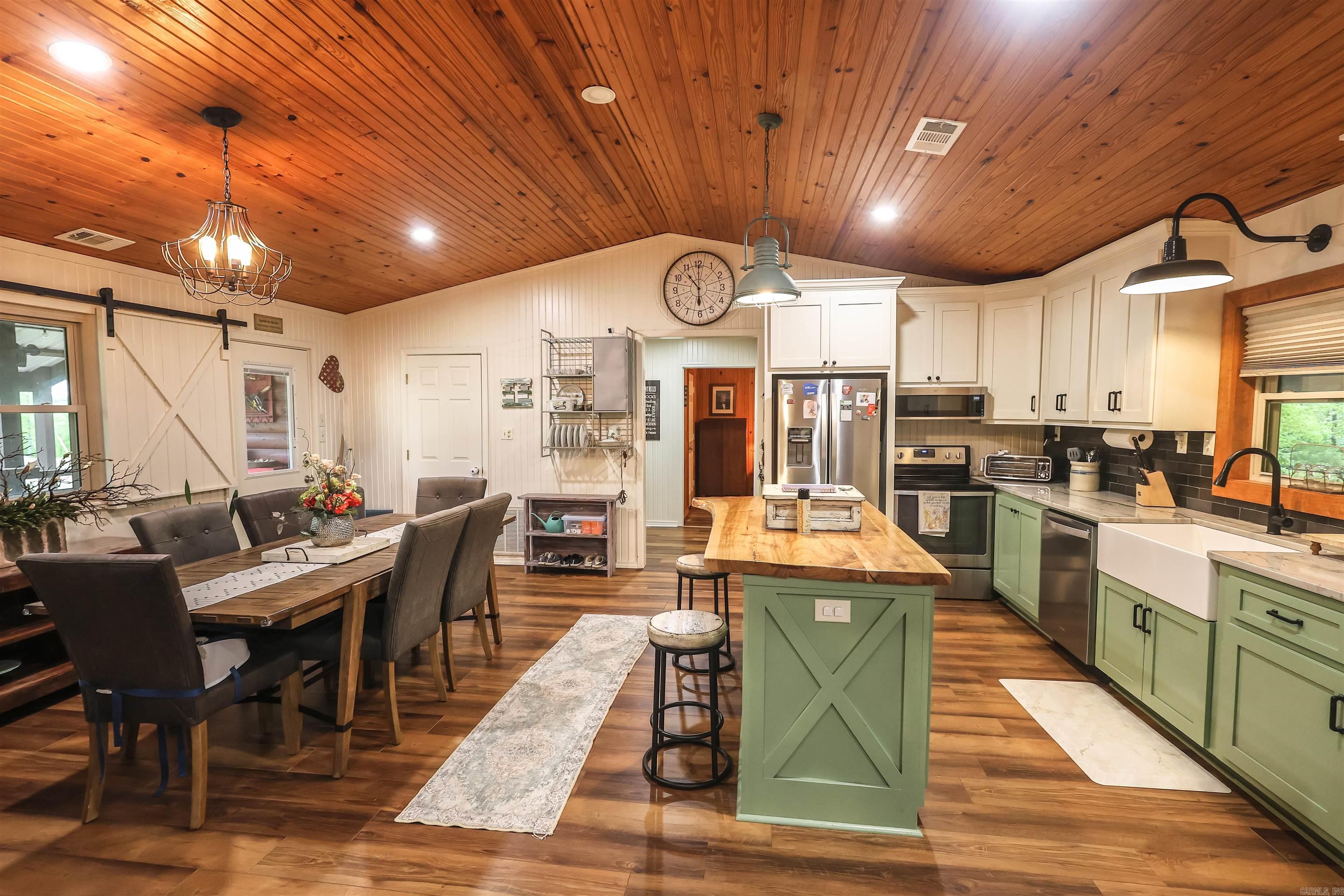 4 River Watch  Glenwood, AR