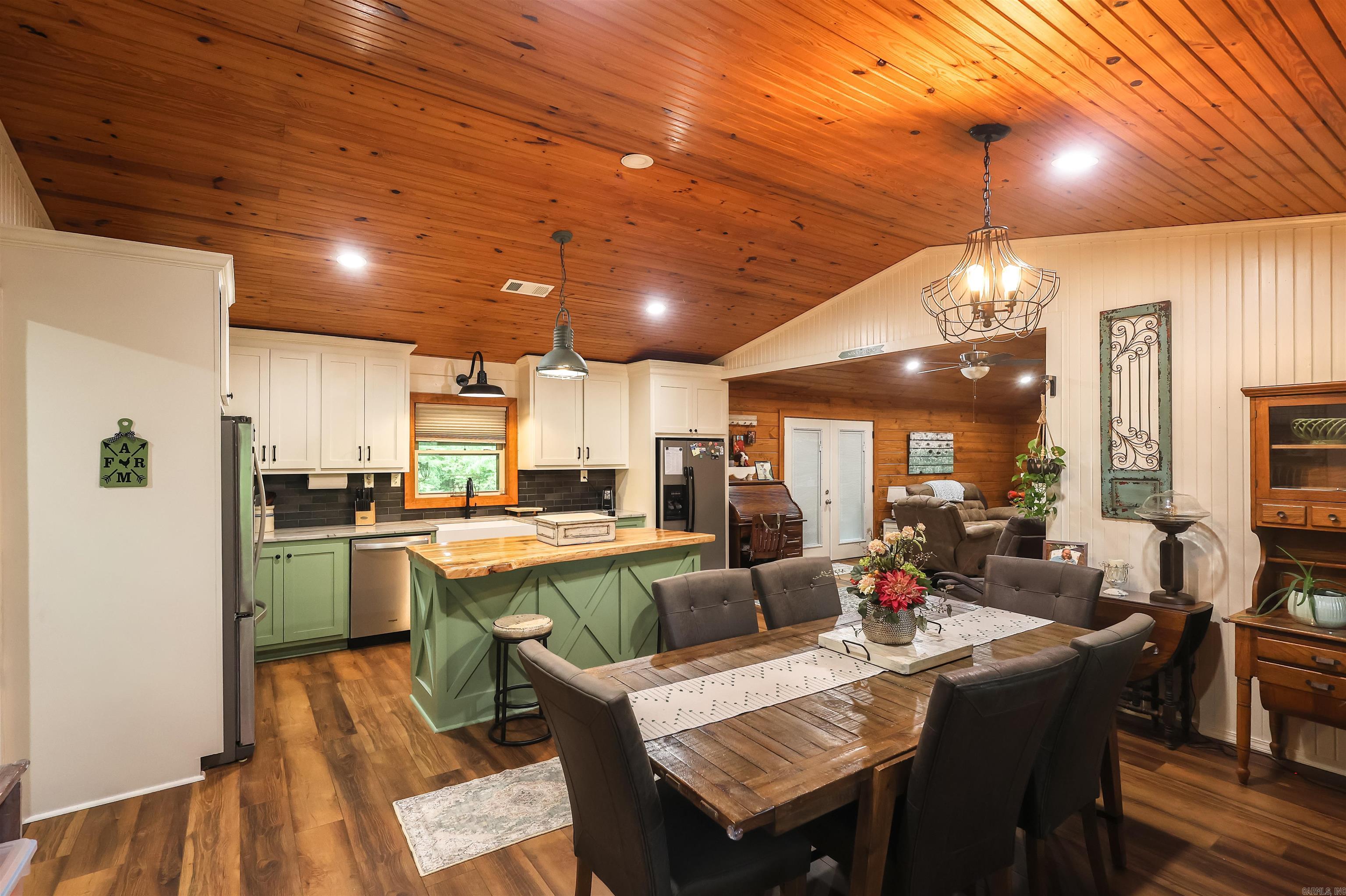 4 River Watch  Glenwood, AR