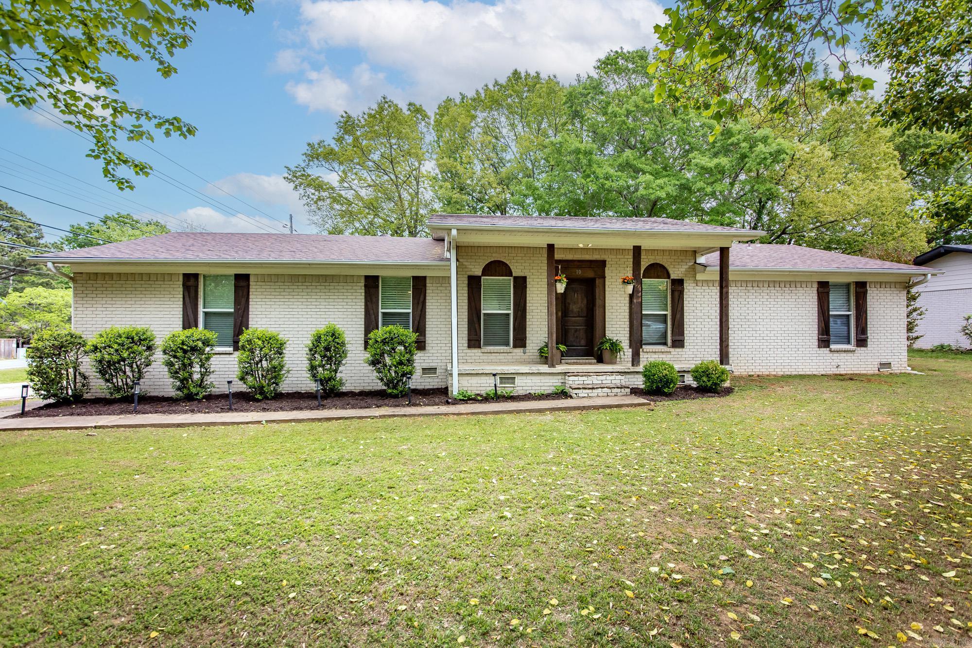 10 Pinewood  Cabot, AR