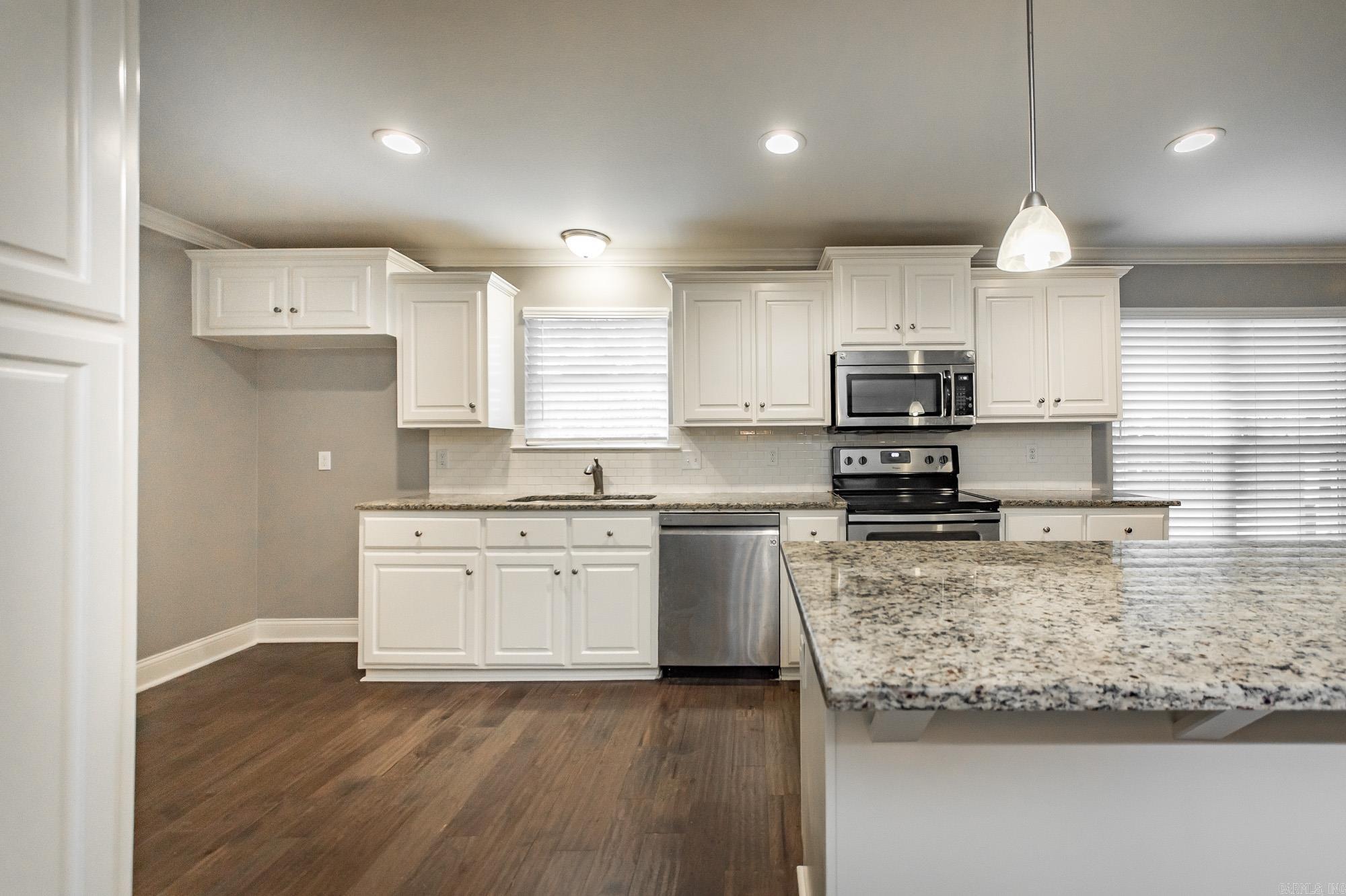 10 Pinewood  Cabot, AR