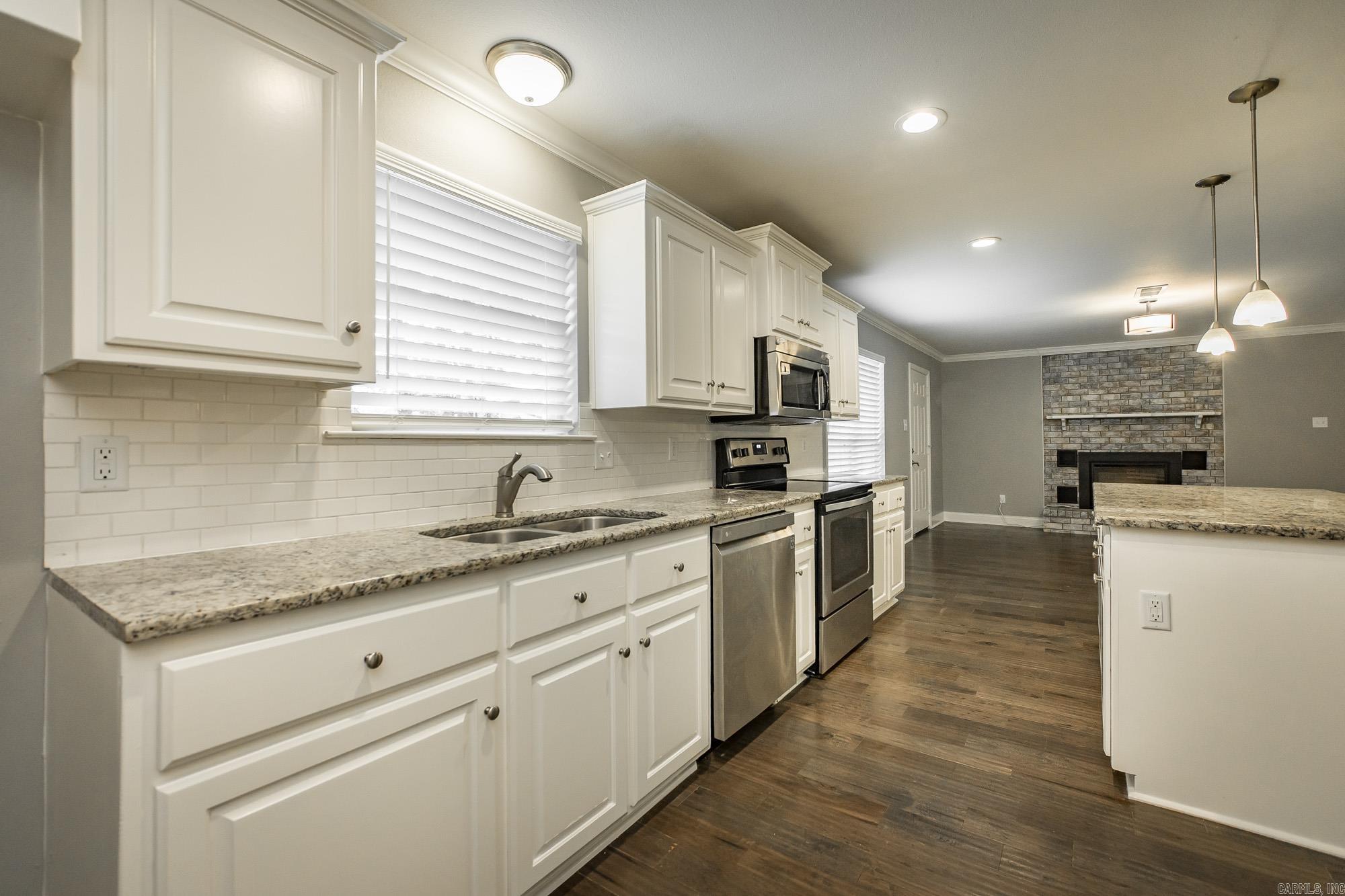 10 Pinewood  Cabot, AR