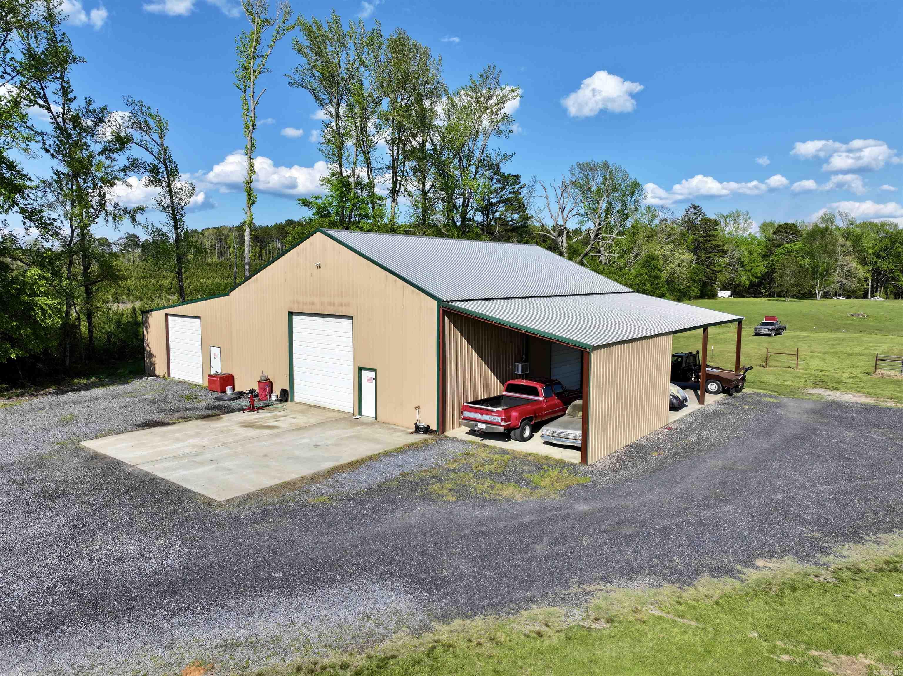 461 Southfork  Mount Ida, AR