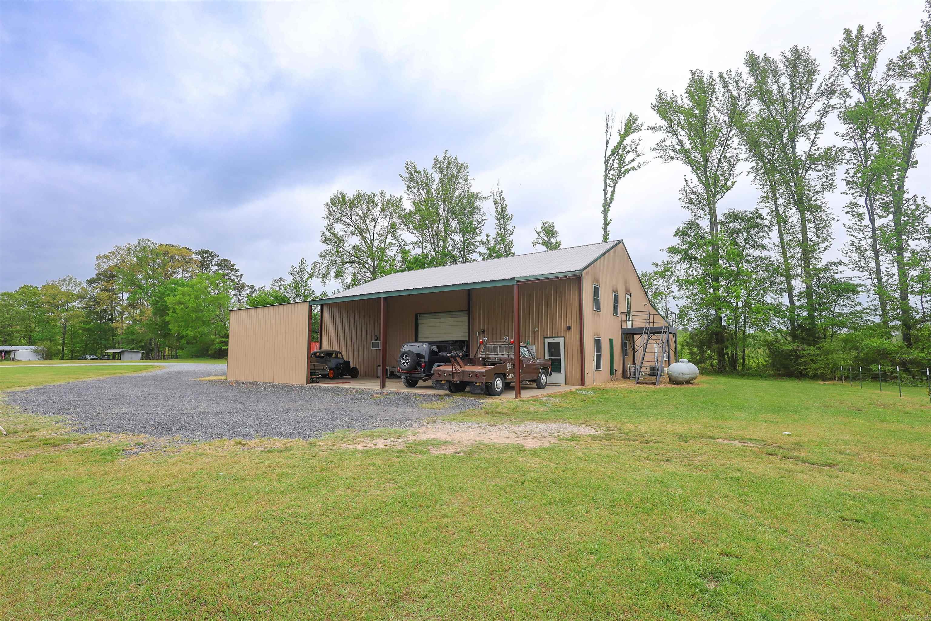 461 Southfork  Mount Ida, AR