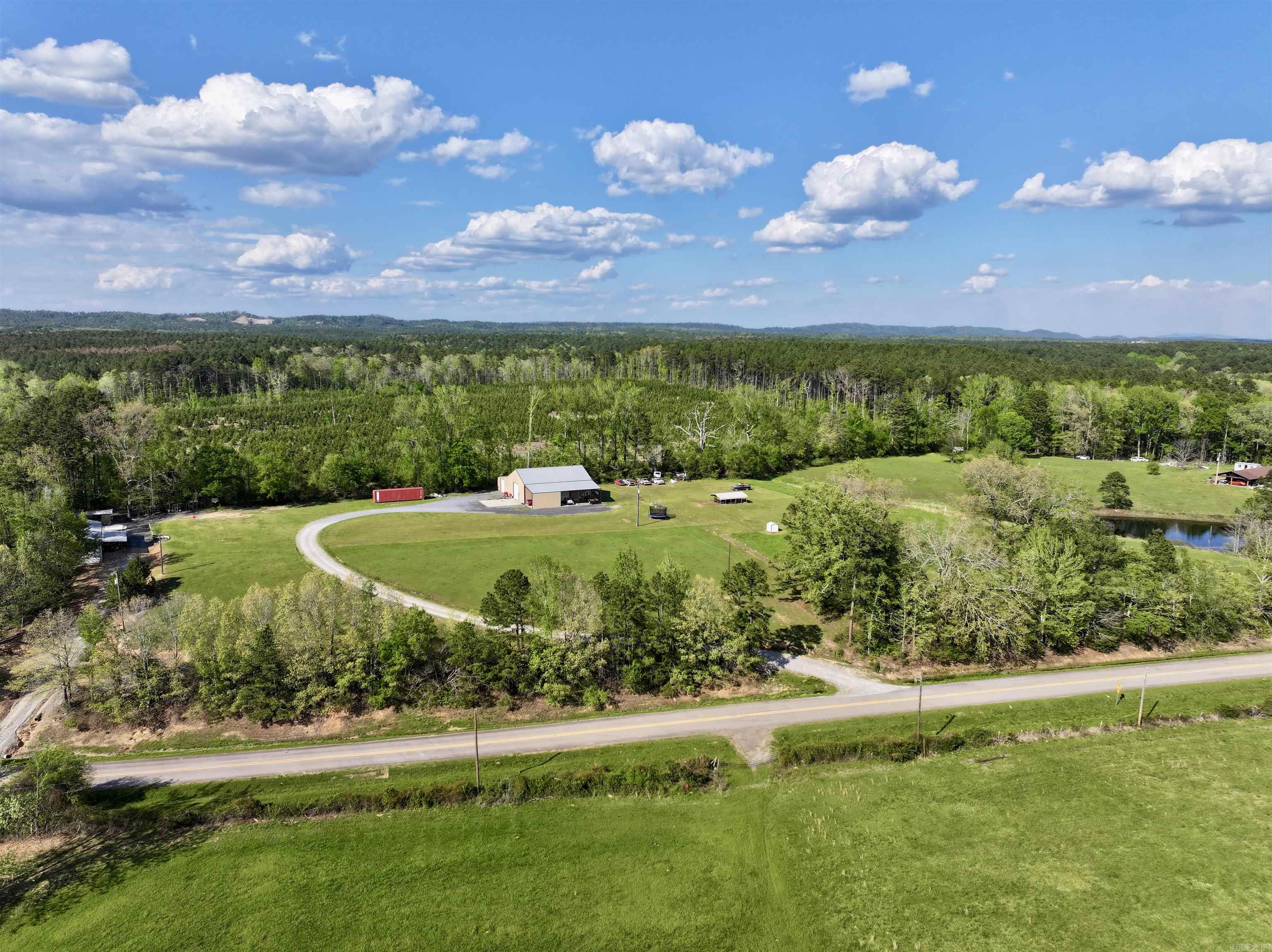 461 Southfork  Mount Ida, AR