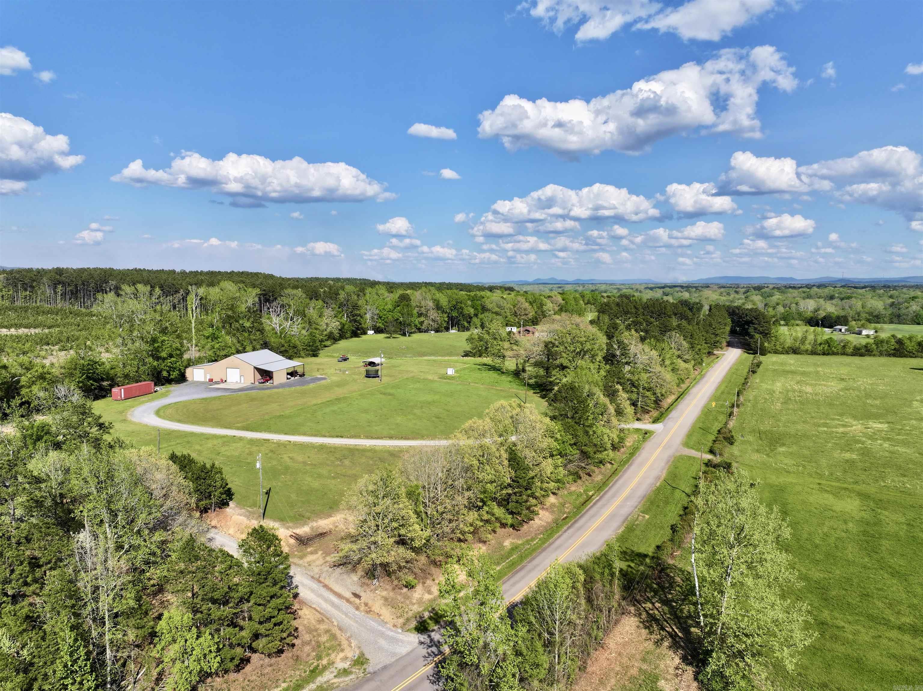 461 Southfork  Mount Ida, AR