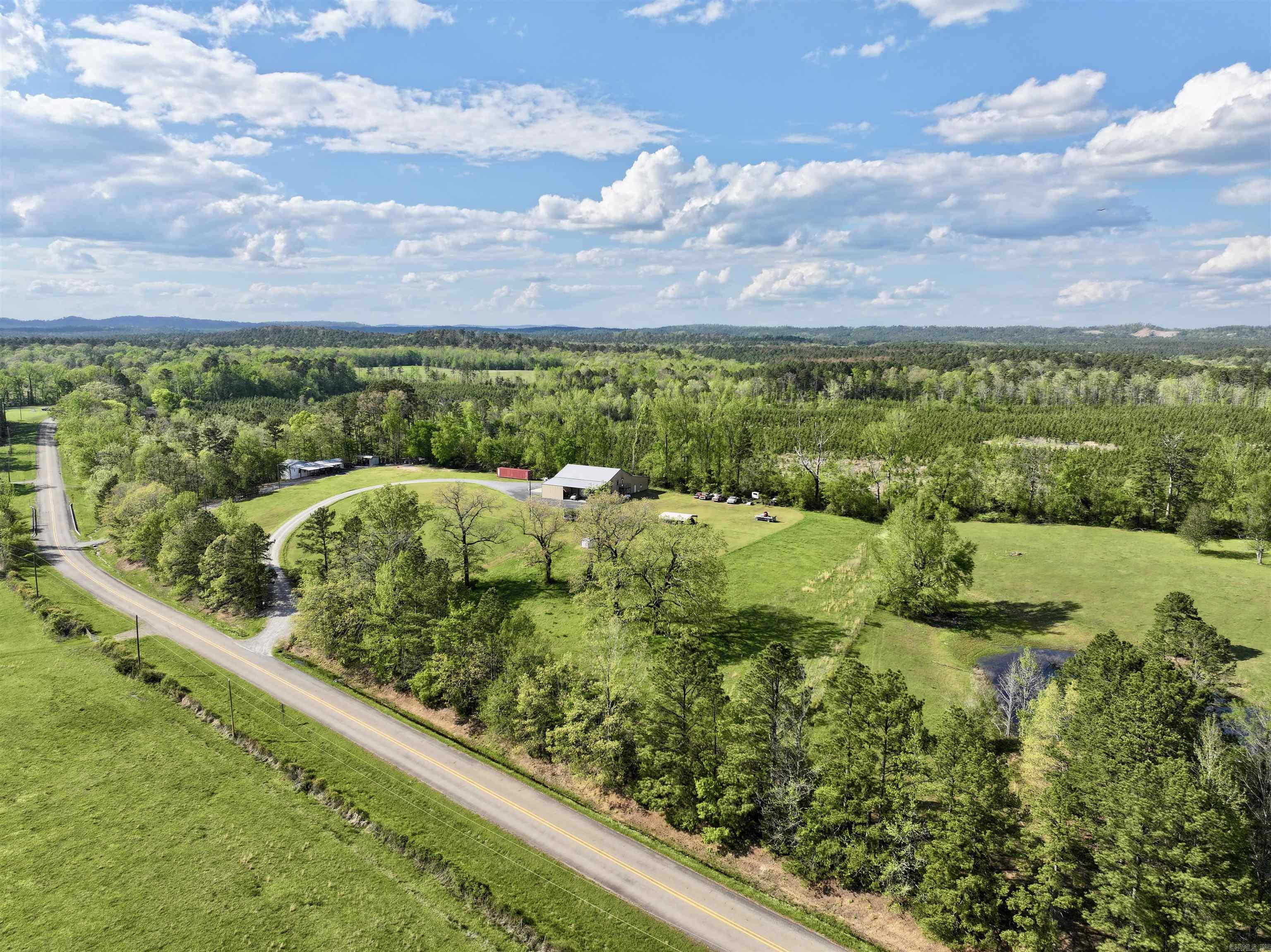 461 Southfork  Mount Ida, AR