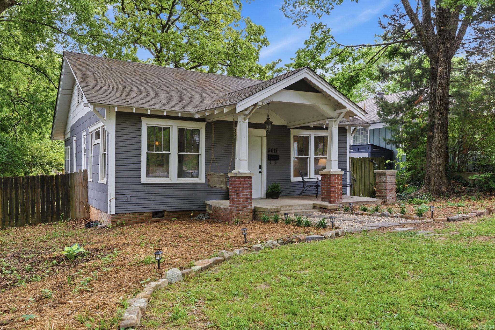 5017 Woodlawn  Little Rock, AR