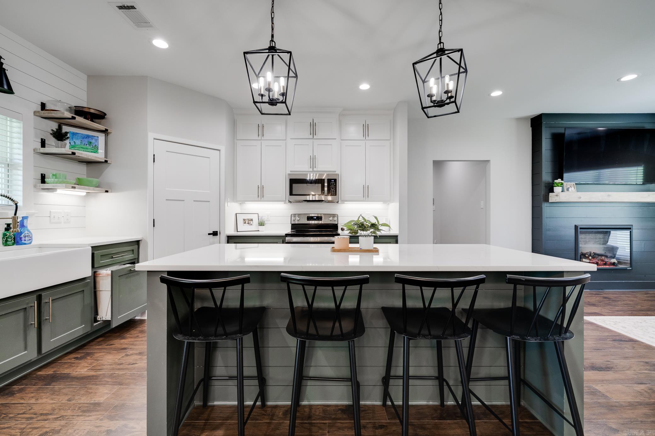 422 HWY 225 W  Greenbrier, AR