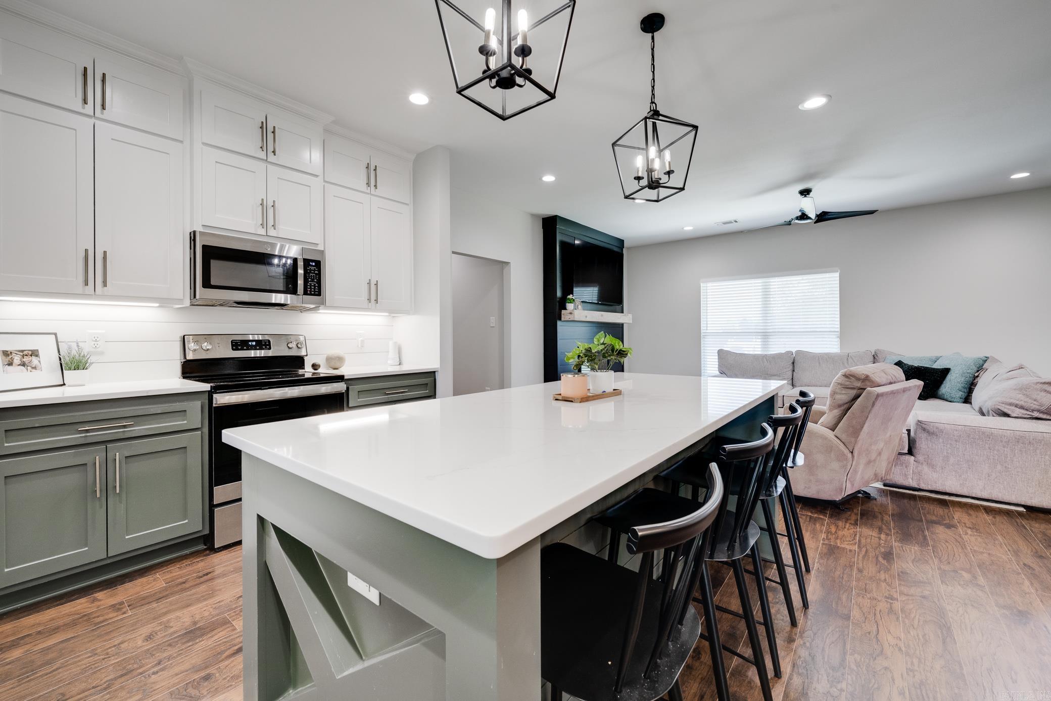 422 HWY 225 W  Greenbrier, AR