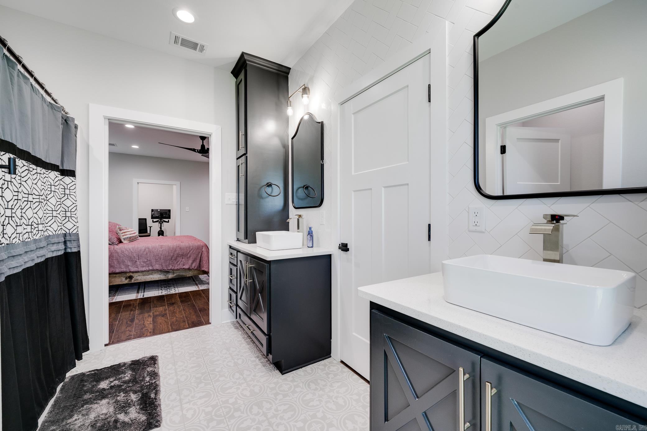 422 HWY 225 W  Greenbrier, AR