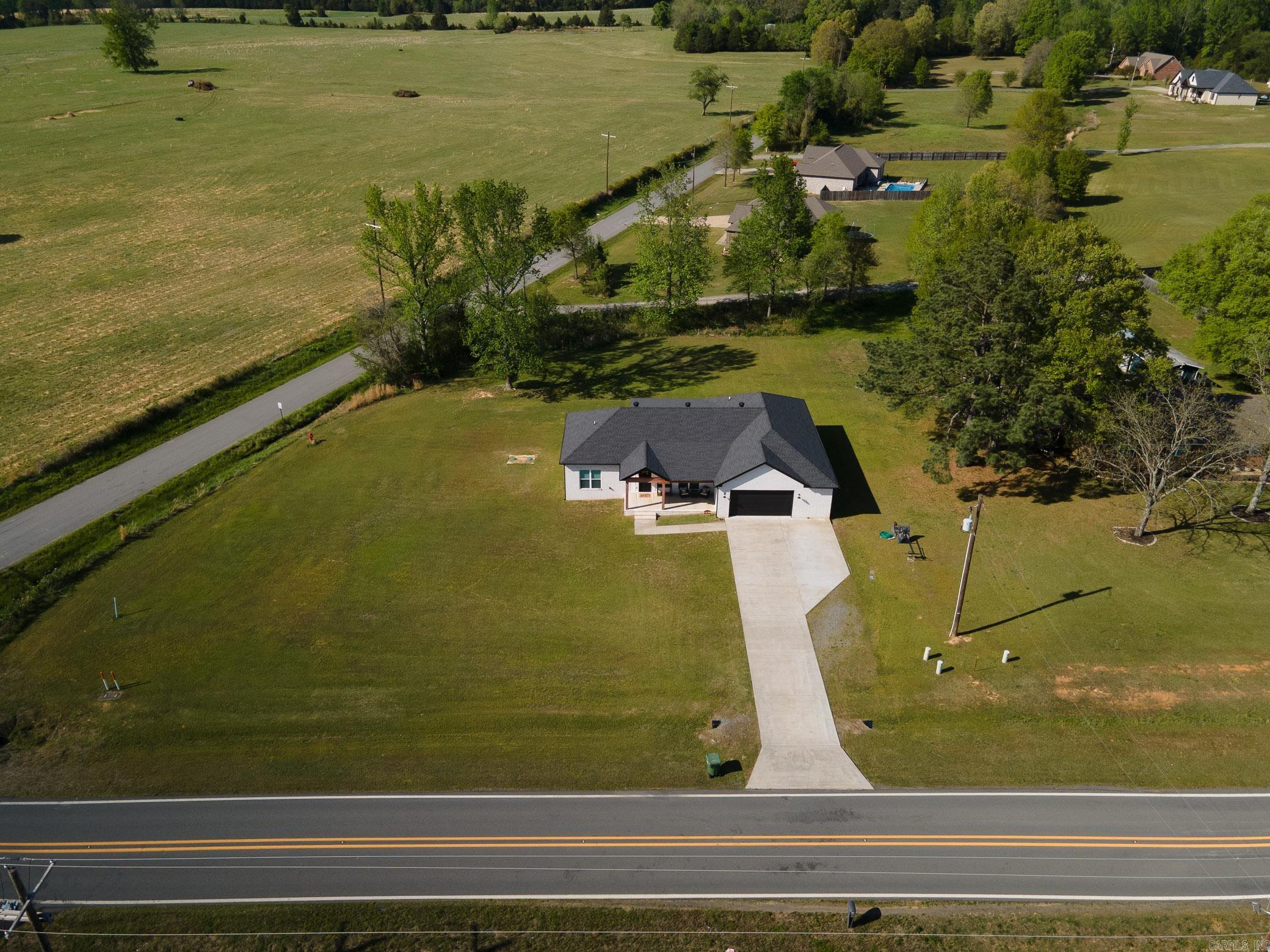 422 HWY 225 W  Greenbrier, AR